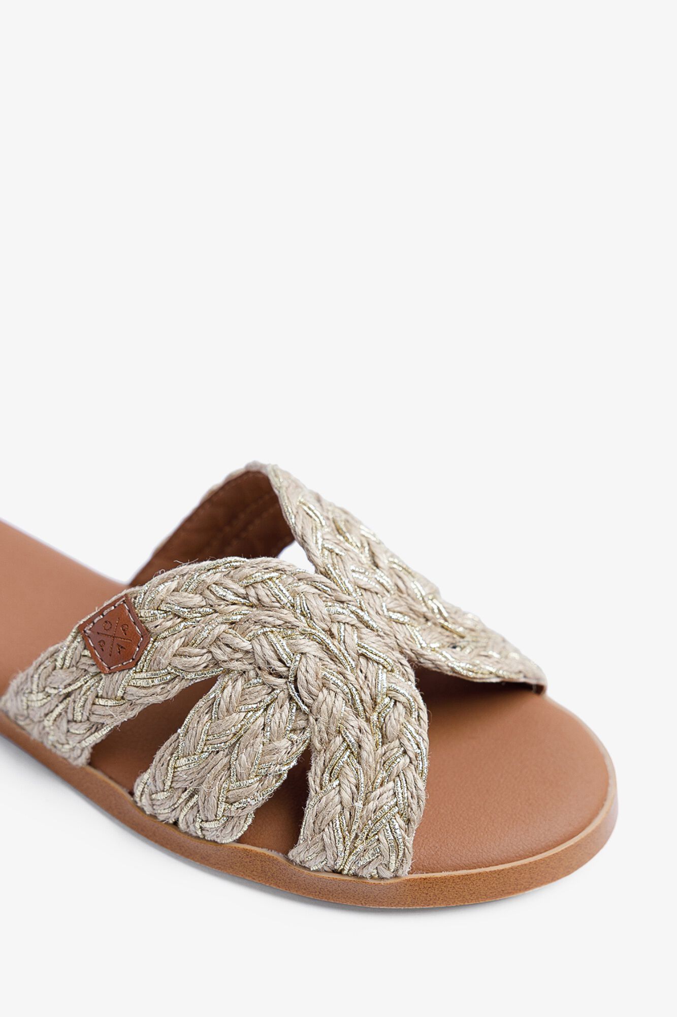 Popa Tufia India flat sandal Brown