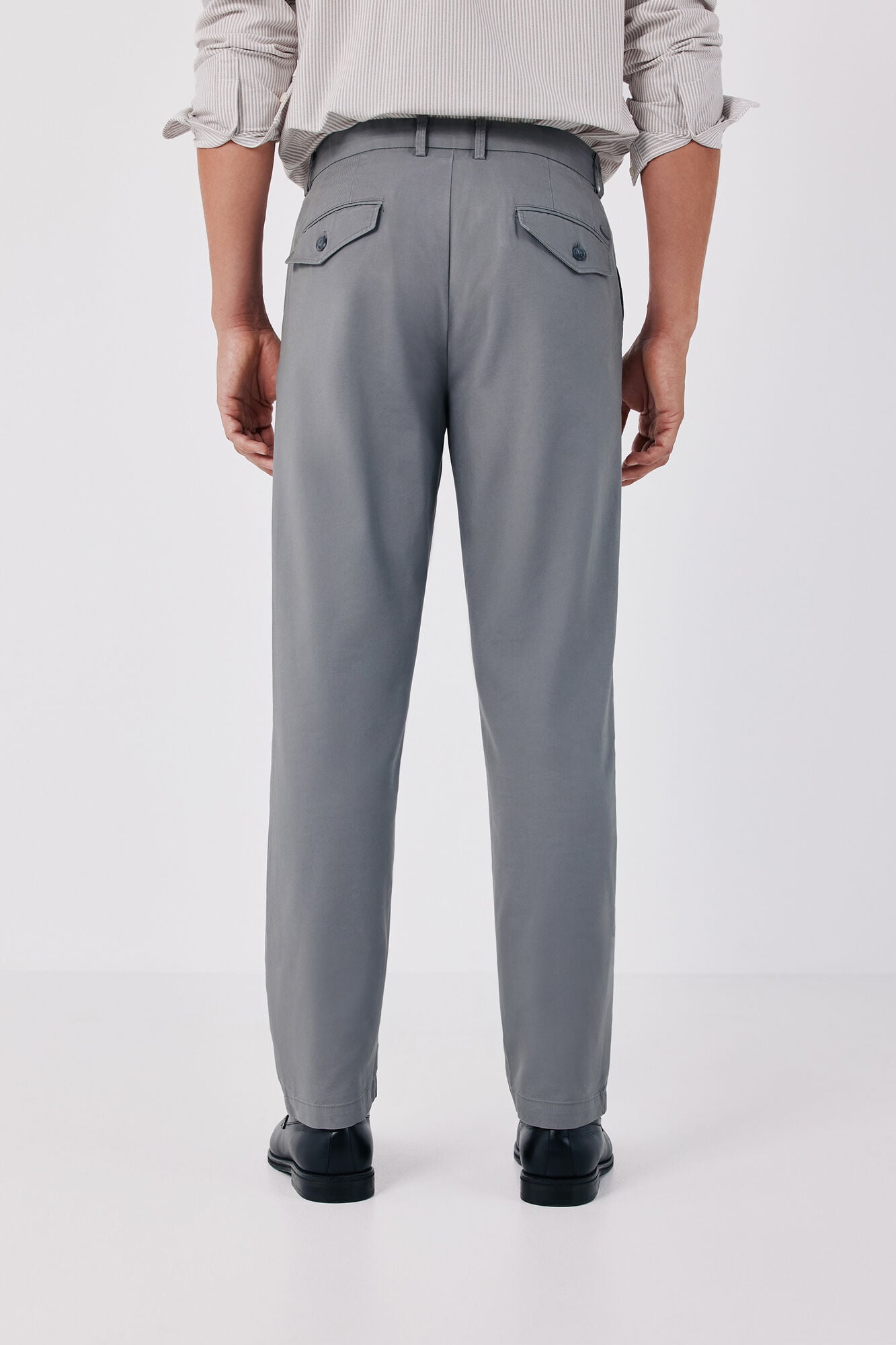 Cortefiel Cal&ccedil;as chino slim confort Cinzento