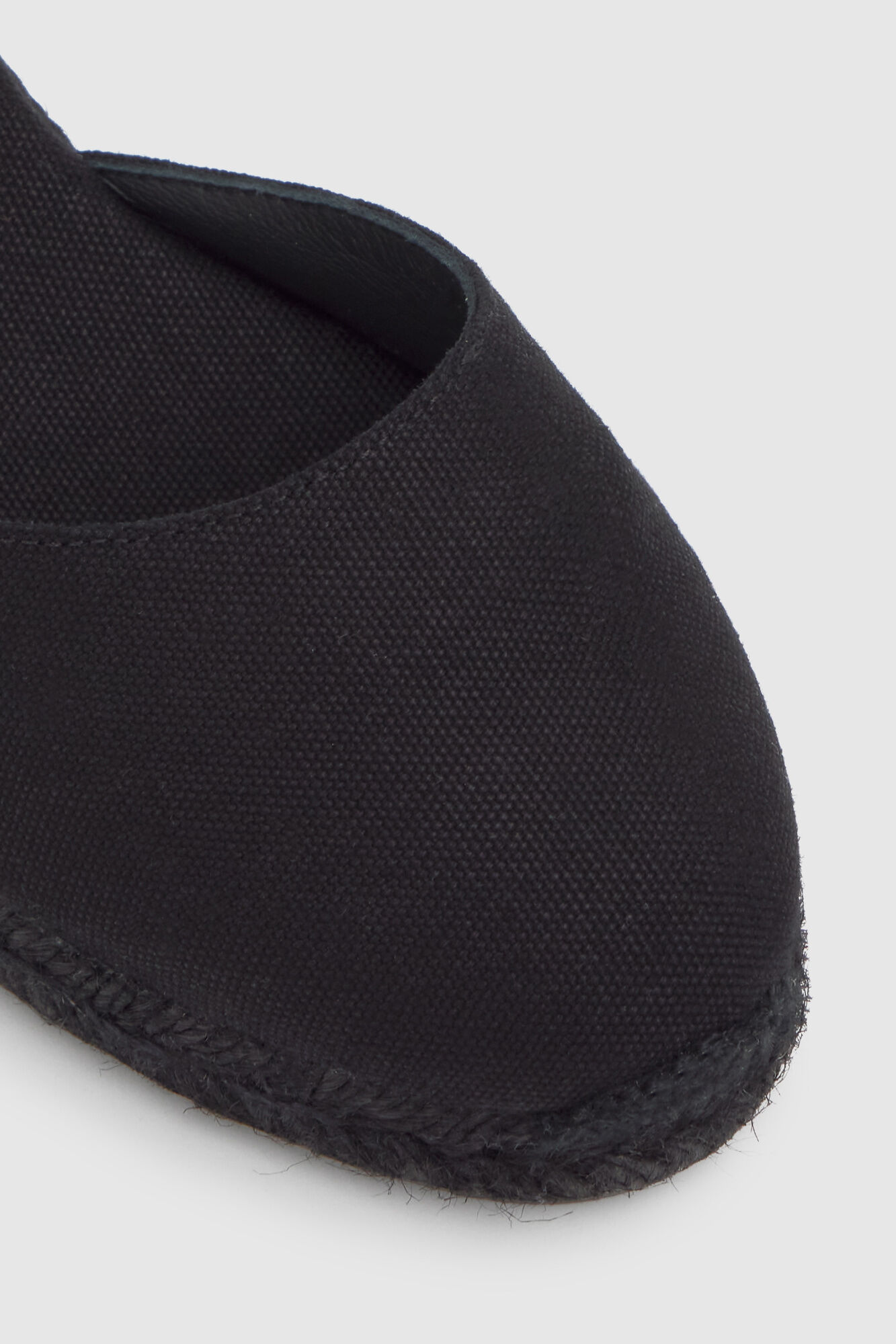 Casta&ntilde;er Dyed jute wedge espadrille Black