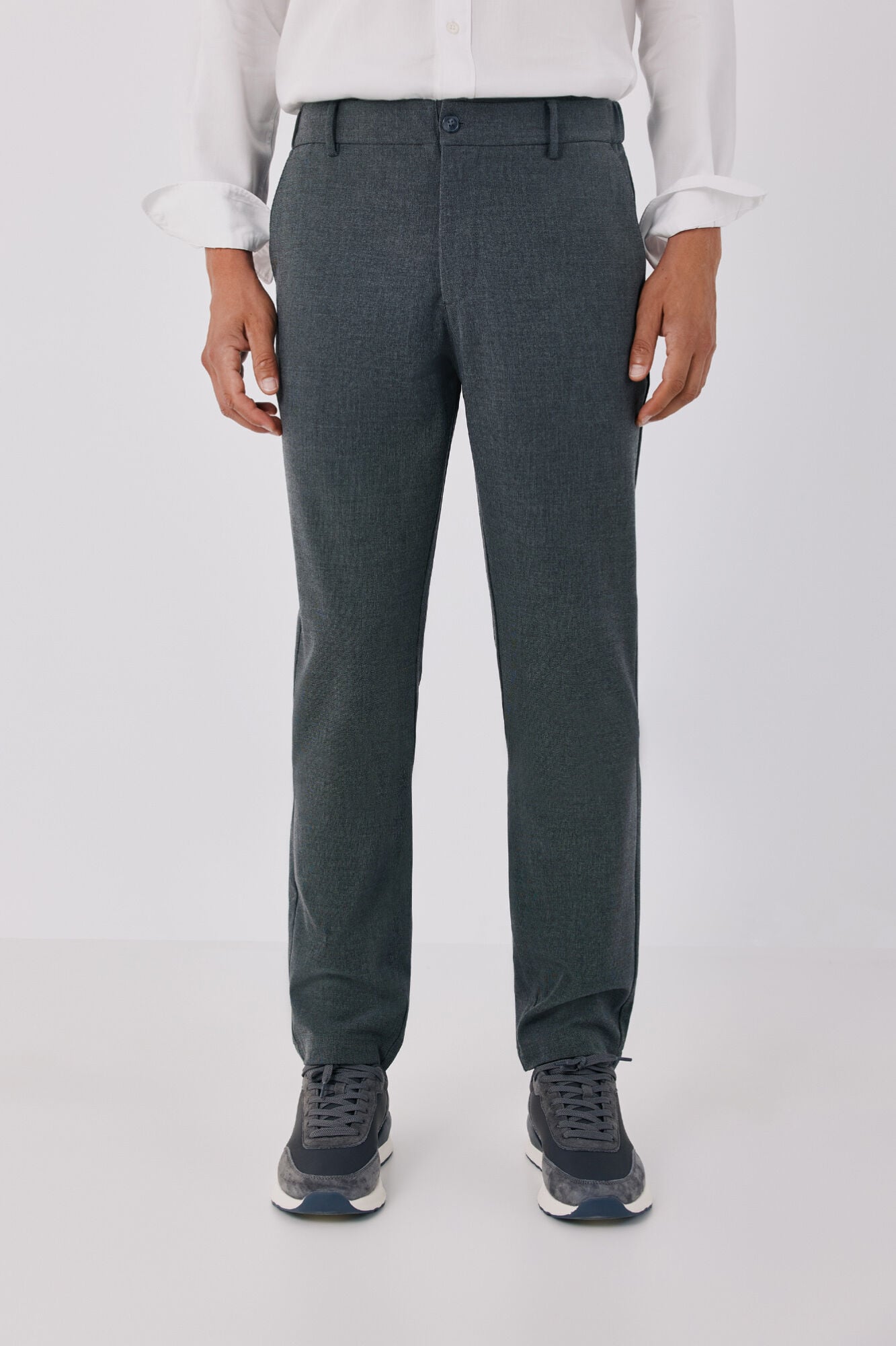 Cortefiel Cal&ccedil;as chino confort com el&aacute;sticos tapered