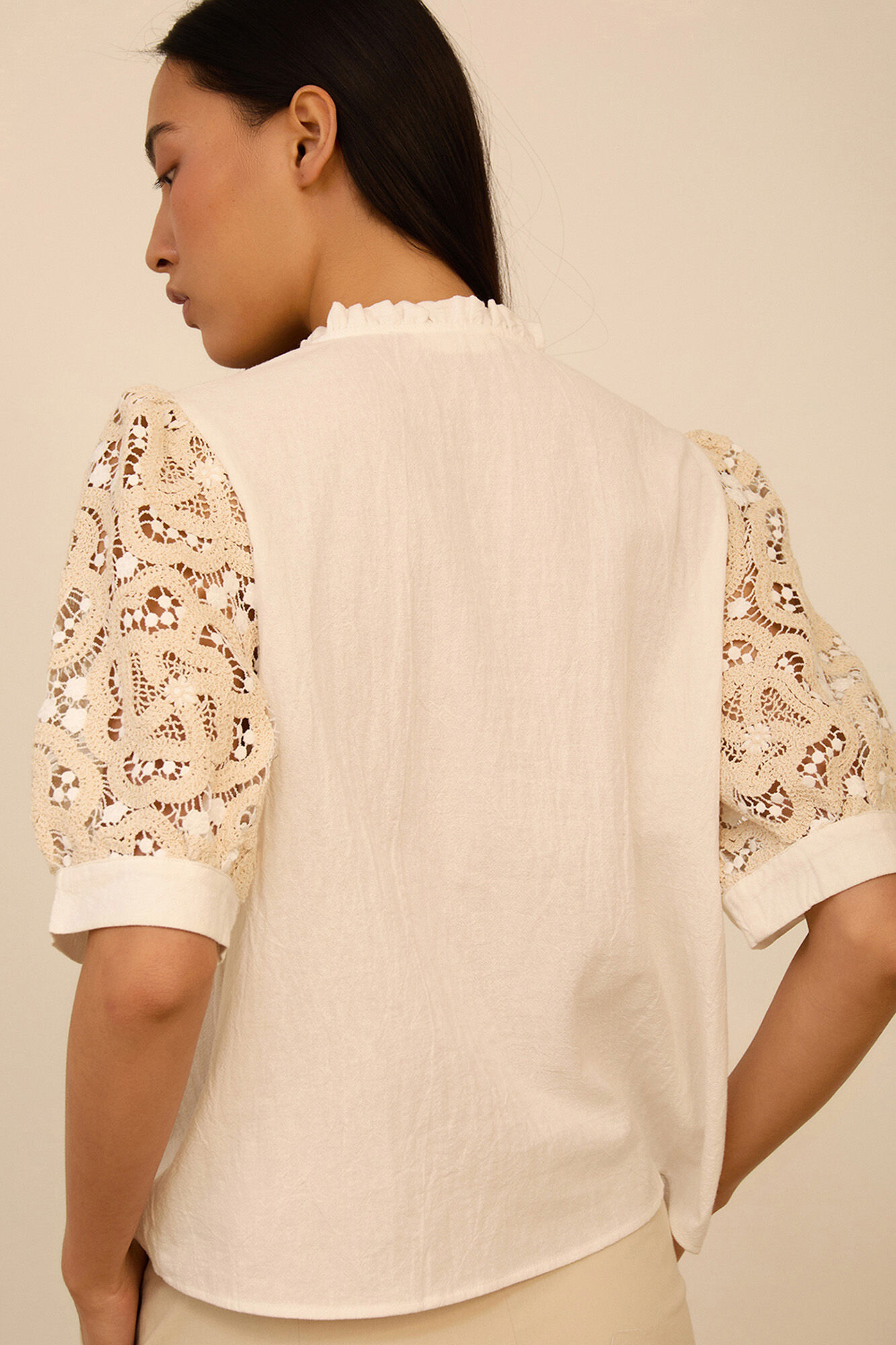 Meisie Blusa com crochet Impress&atilde;o
