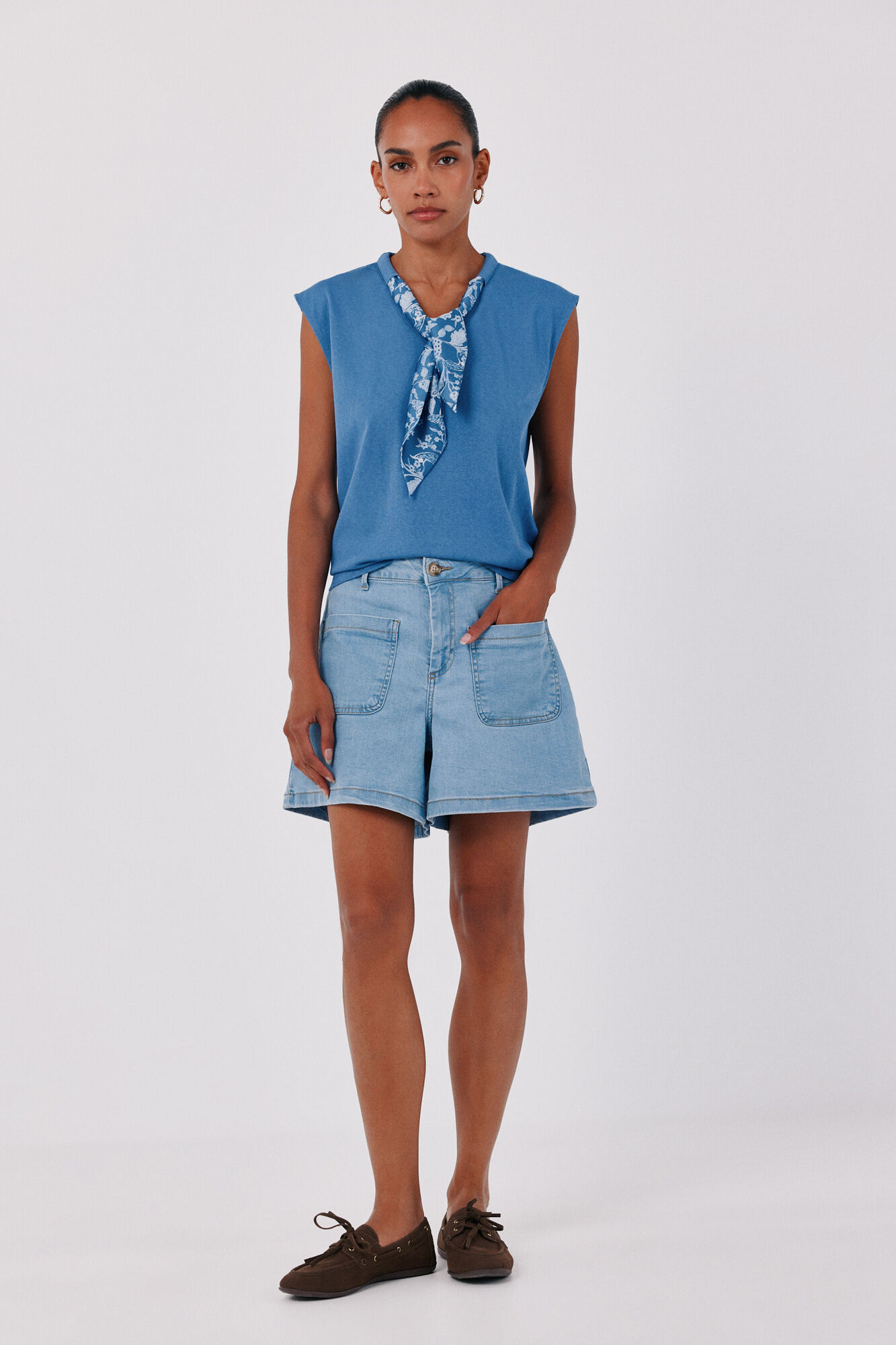 Cortefiel Scarf T-shirt Blue