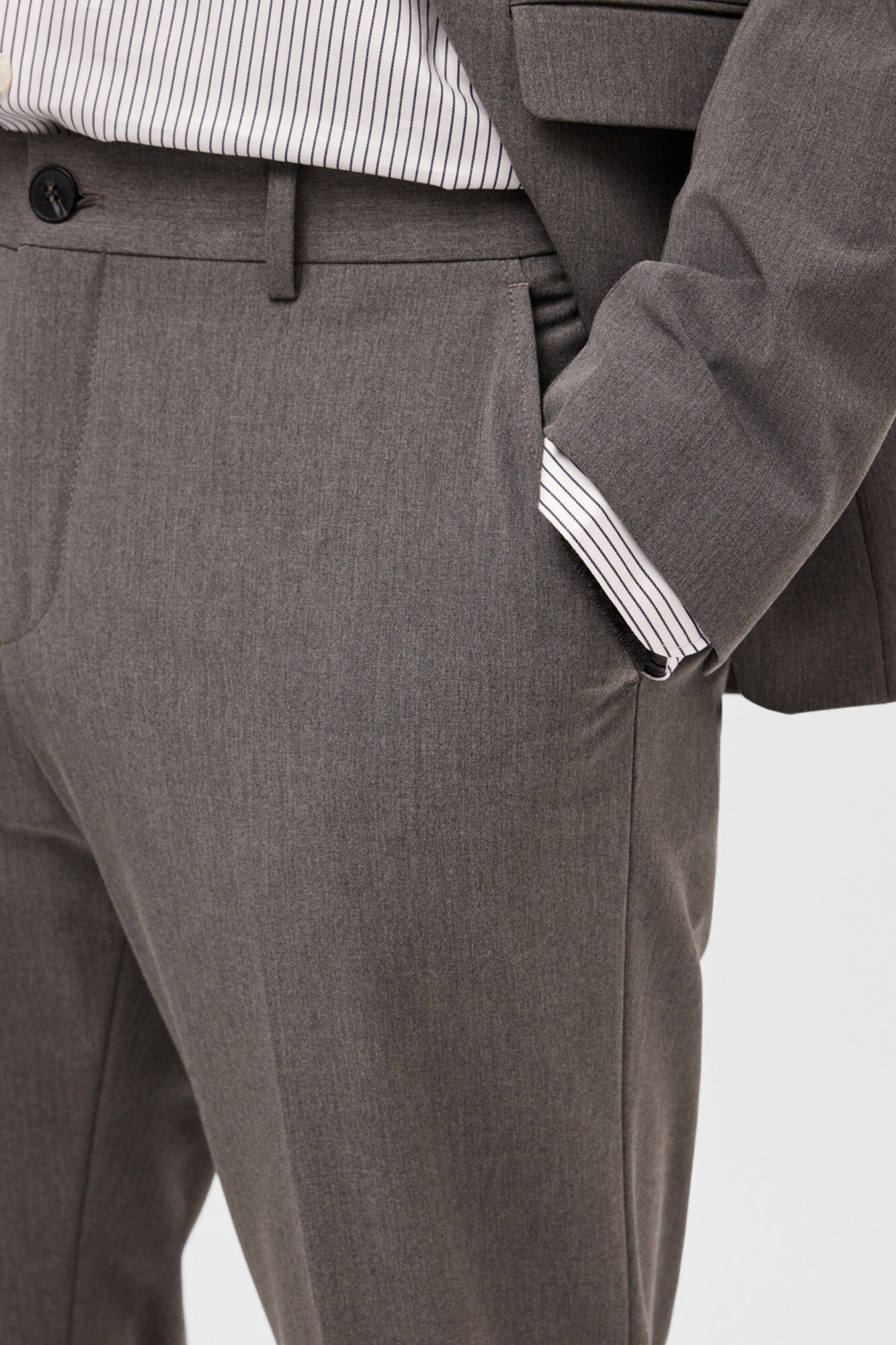 Selected Cal&ccedil;as de fato slim fit. Cinzento