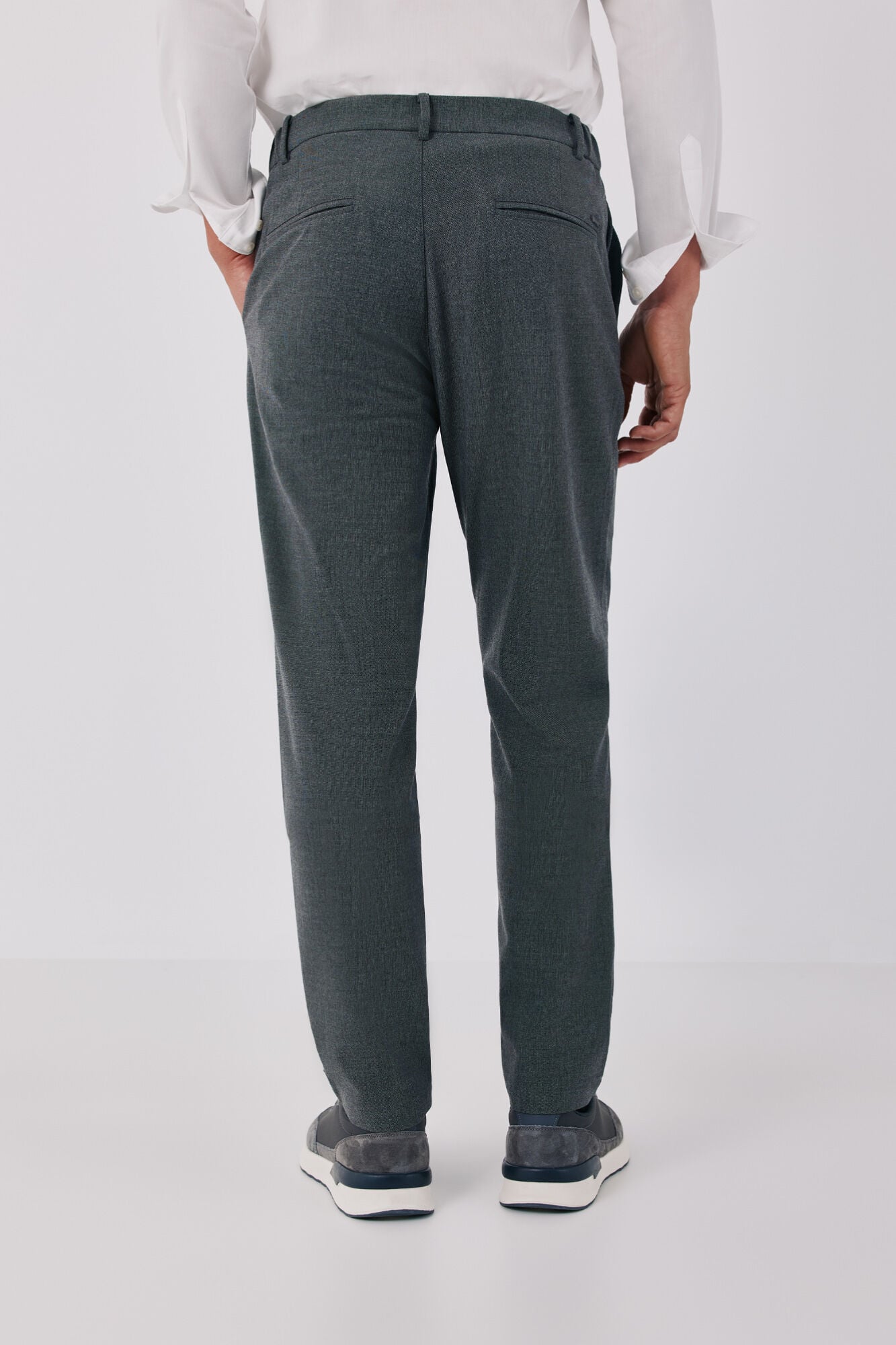 Cortefiel Cal&ccedil;as chino confort com el&aacute;sticos tapered Cinzento