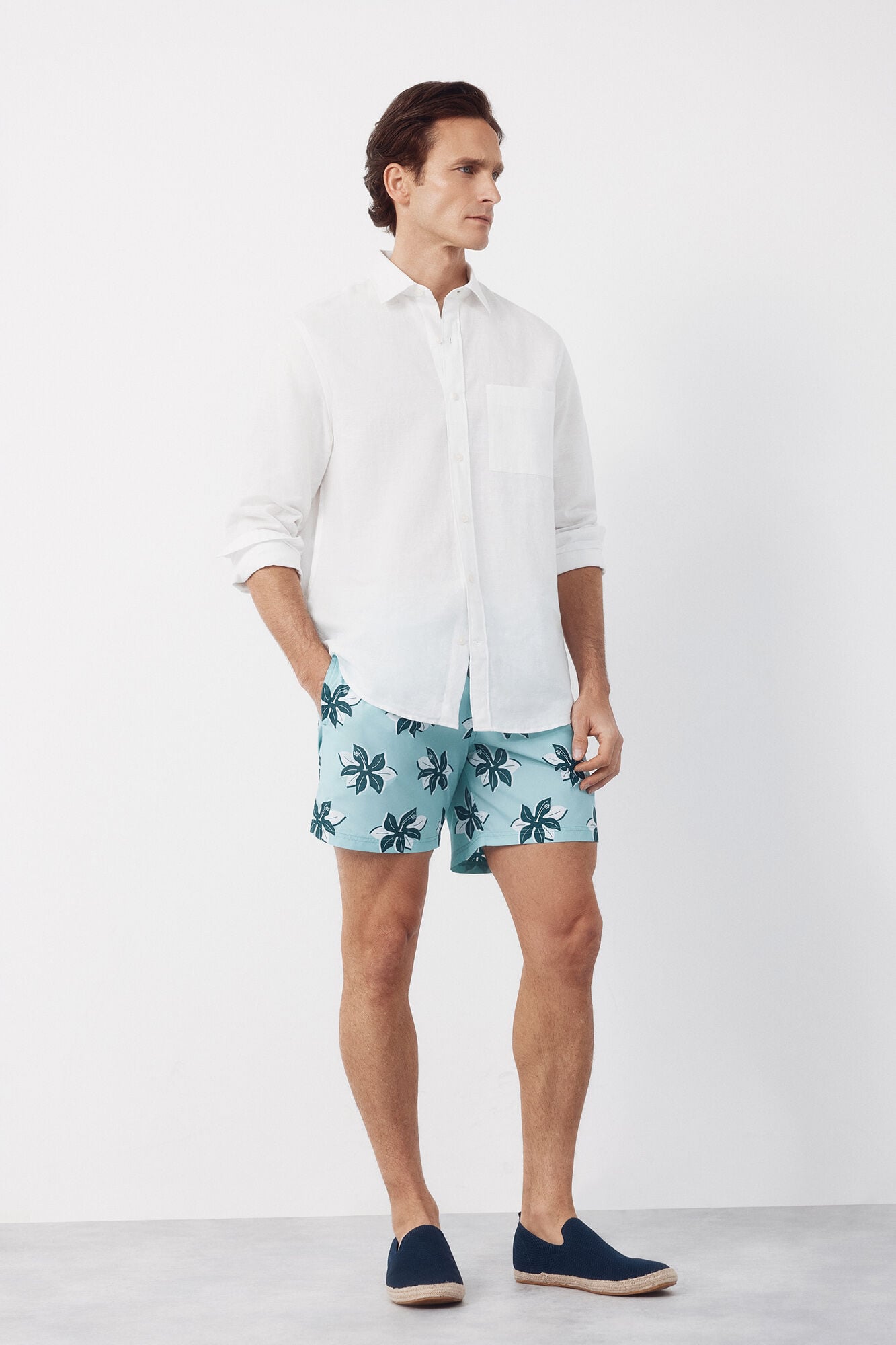 Cortefiel Ba&ntilde;ador estampado flores grandes