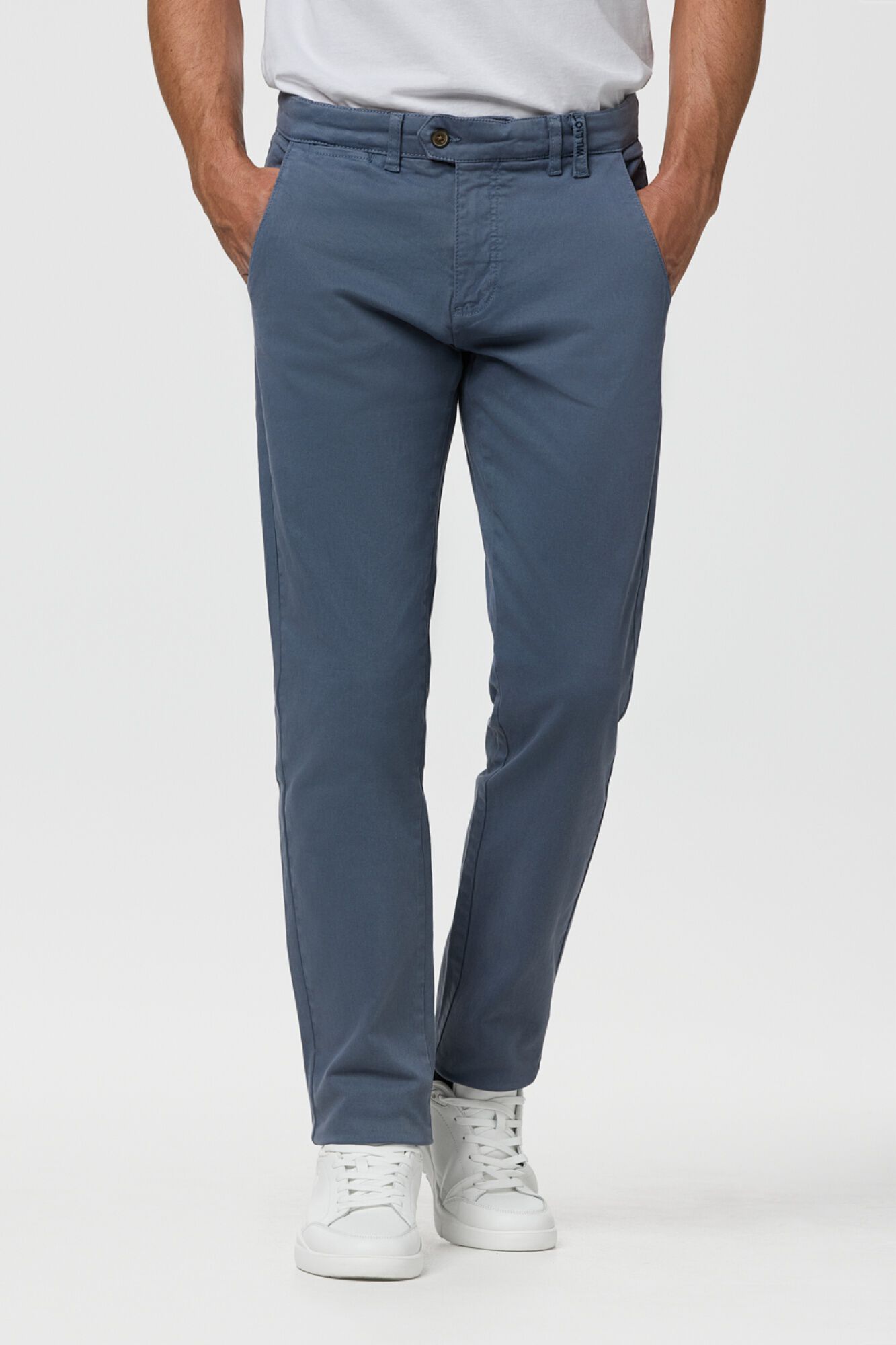 Williot Pantal&oacute;n Chino