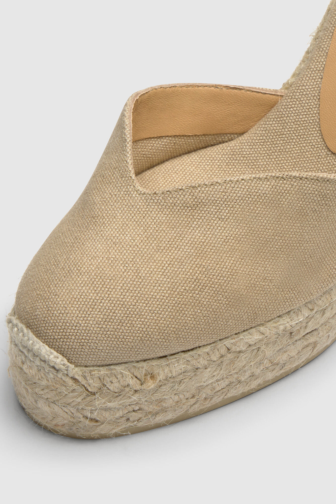 Casta&ntilde;er Chiara wedge espadrille made in canvas Nude