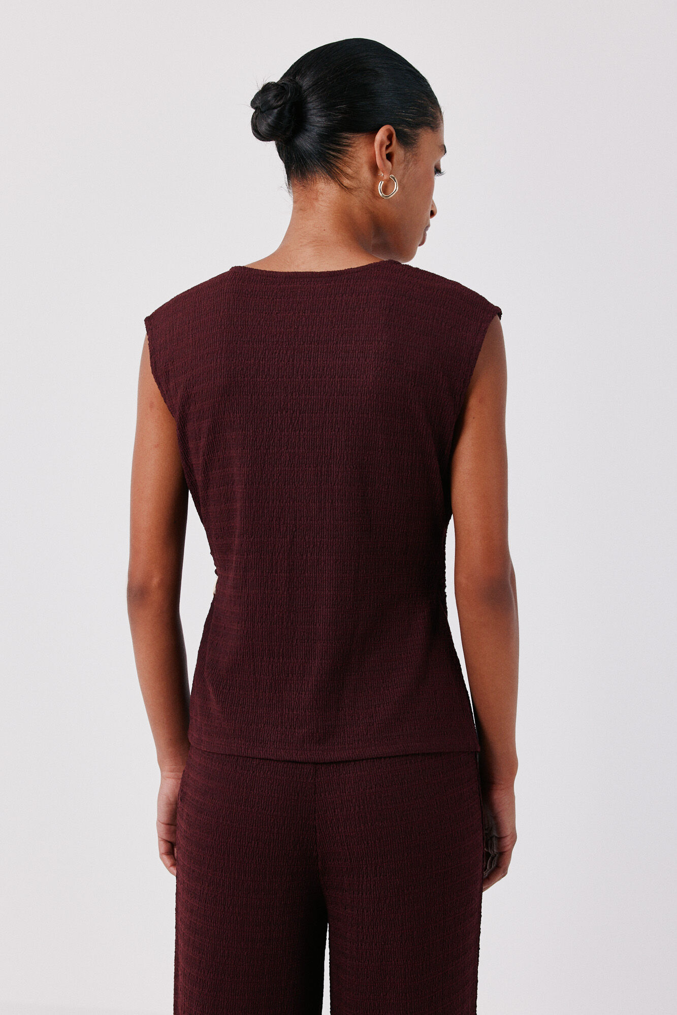 Cortefiel Top with clasp Maroon