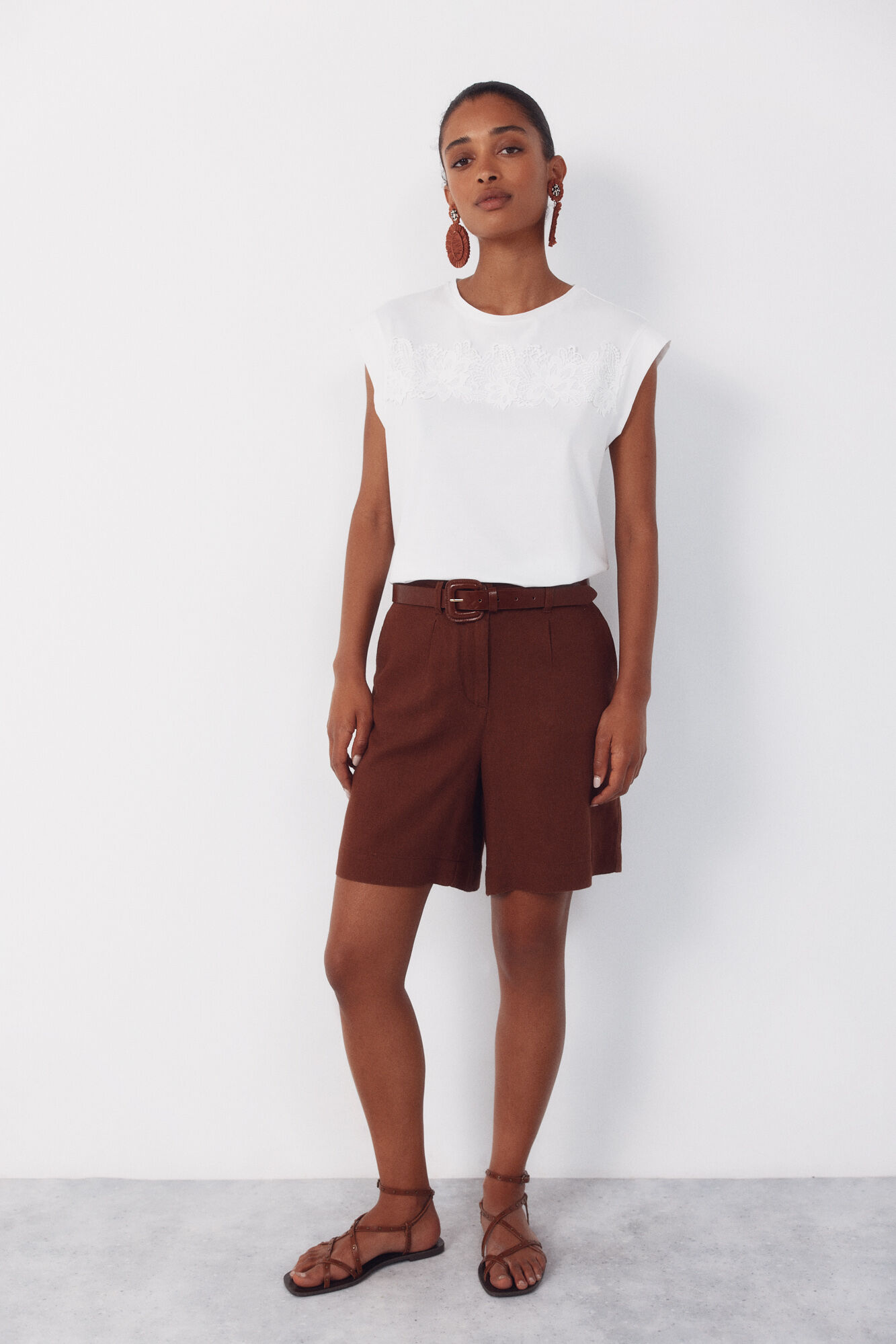 Cortefiel Plain linen bermuda shorts Brown