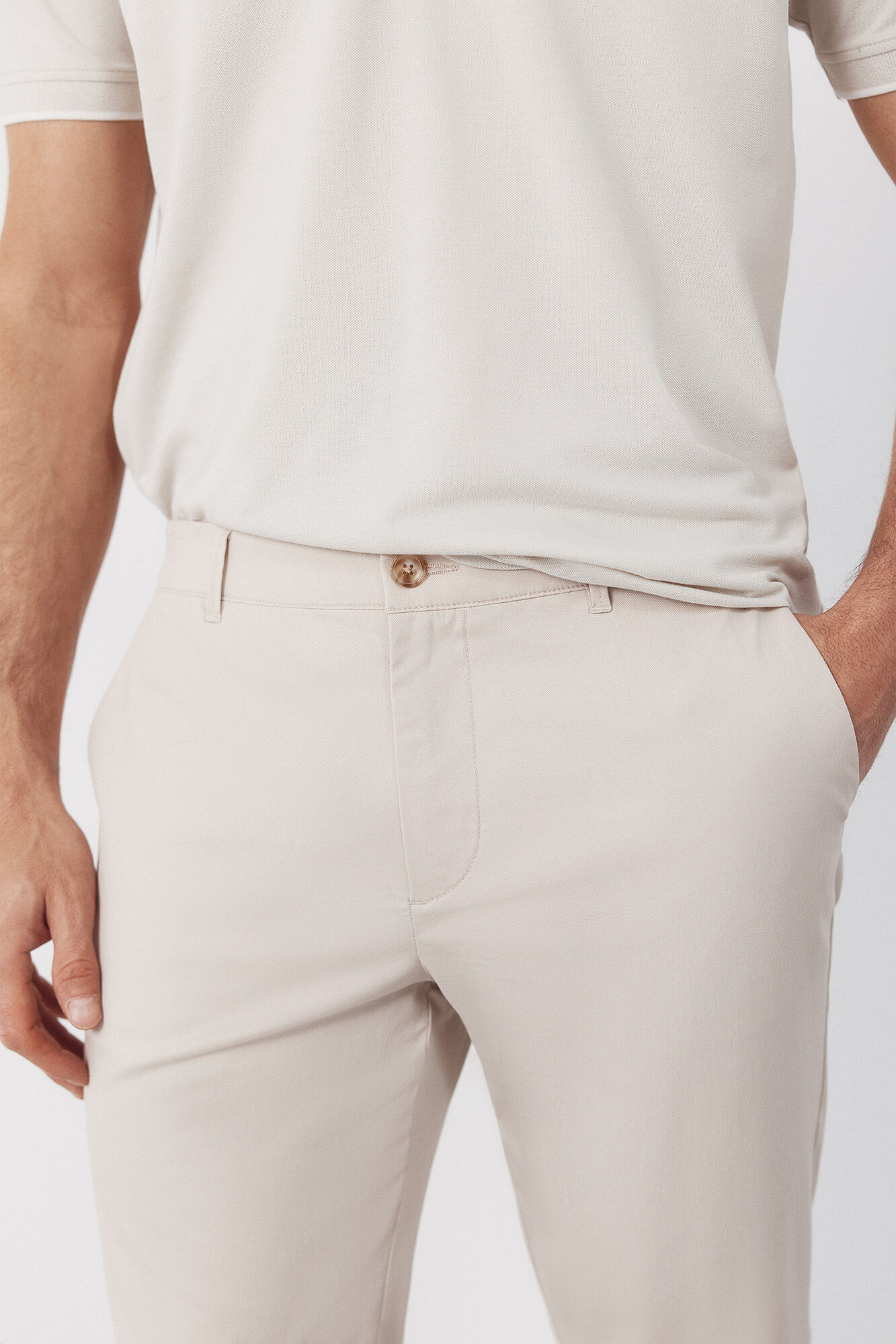 Cortefiel Lightweight slim technical chinos Beige