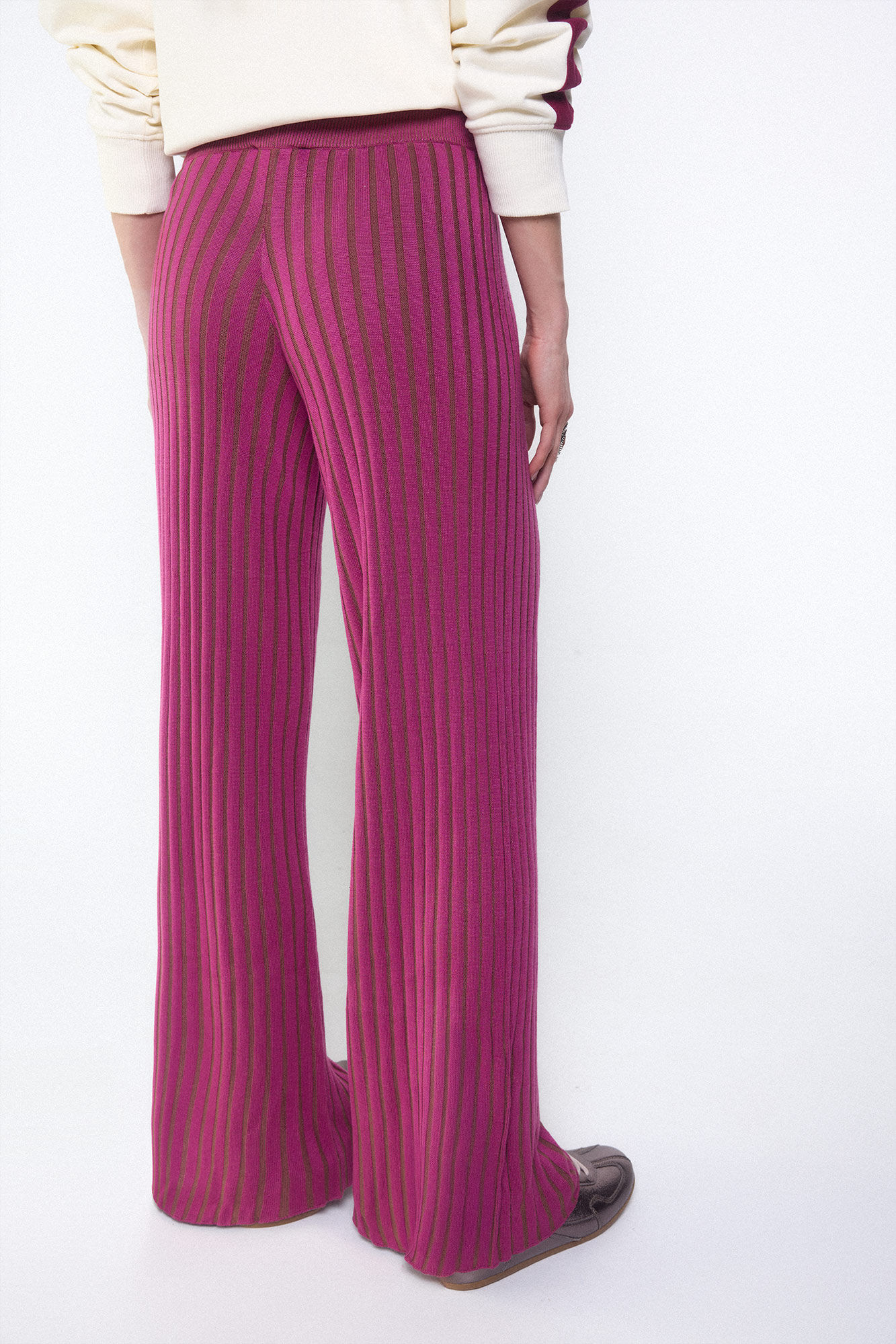 Slowlove Cal&ccedil;a de malha canelada Subiu