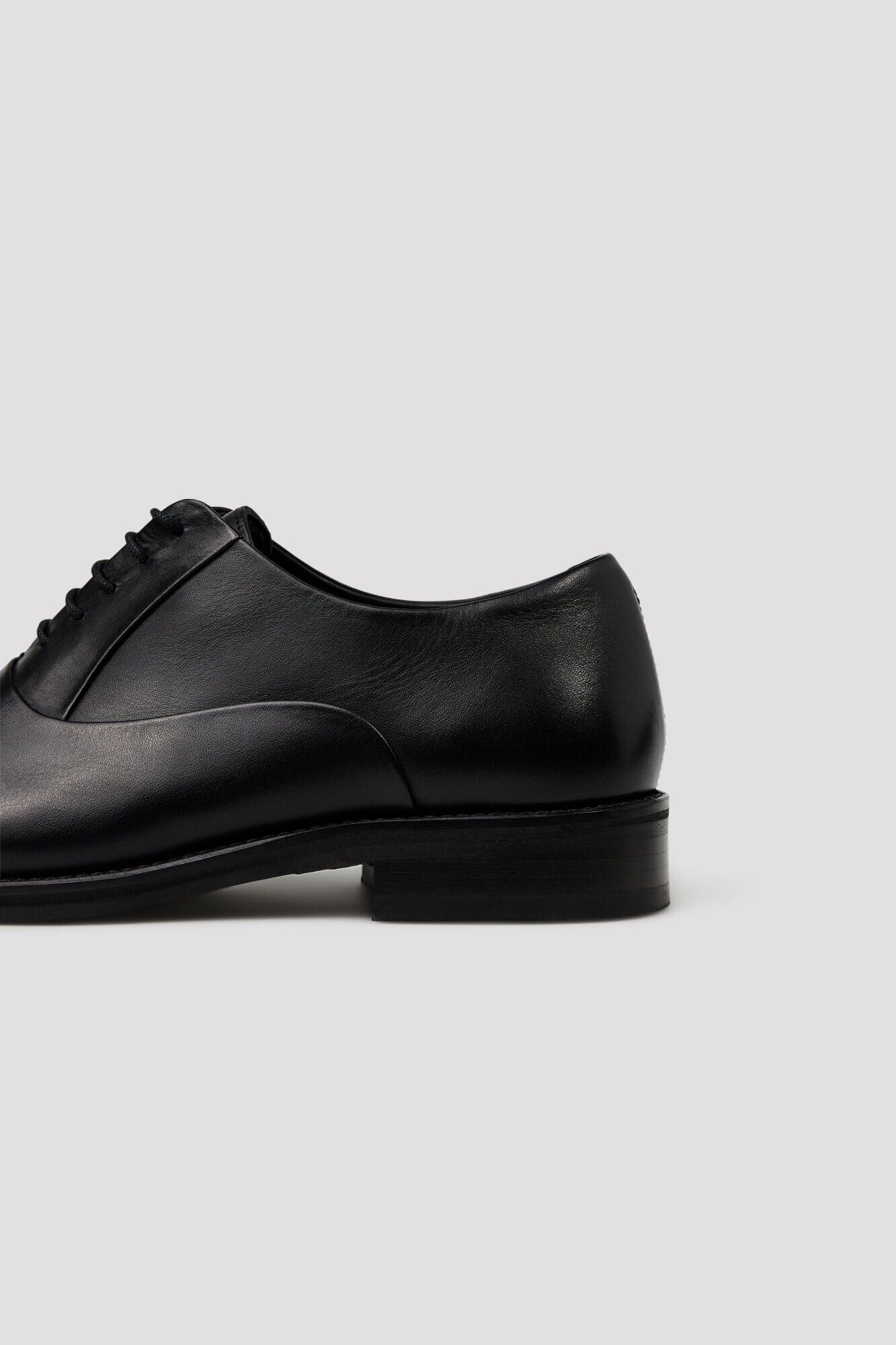 Cortefiel Sapato Oxford de vestir Preto