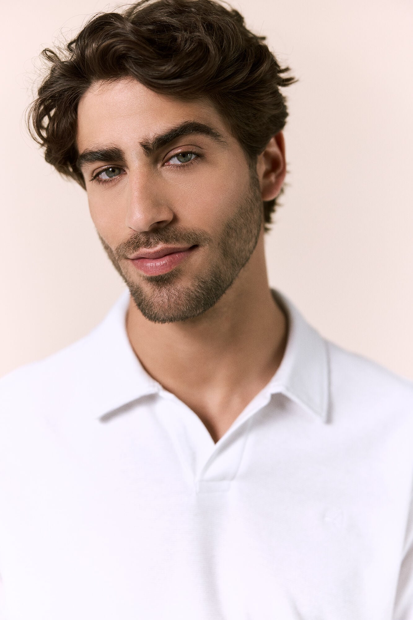 OOTO Piqu&eacute; V-neck polo shirt White