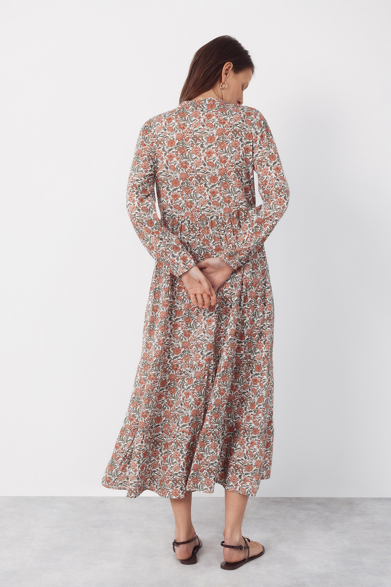 Cortefiel Vestido fluido estampado Impress&atilde;o
