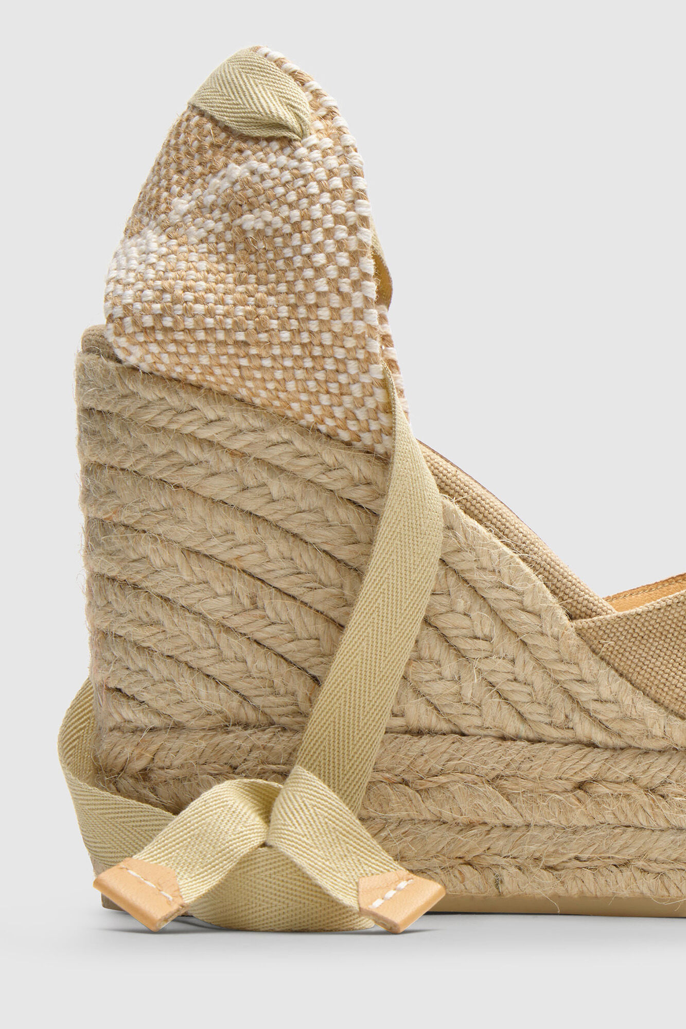 Casta&ntilde;er Chiara wedge espadrille made in canvas Nude