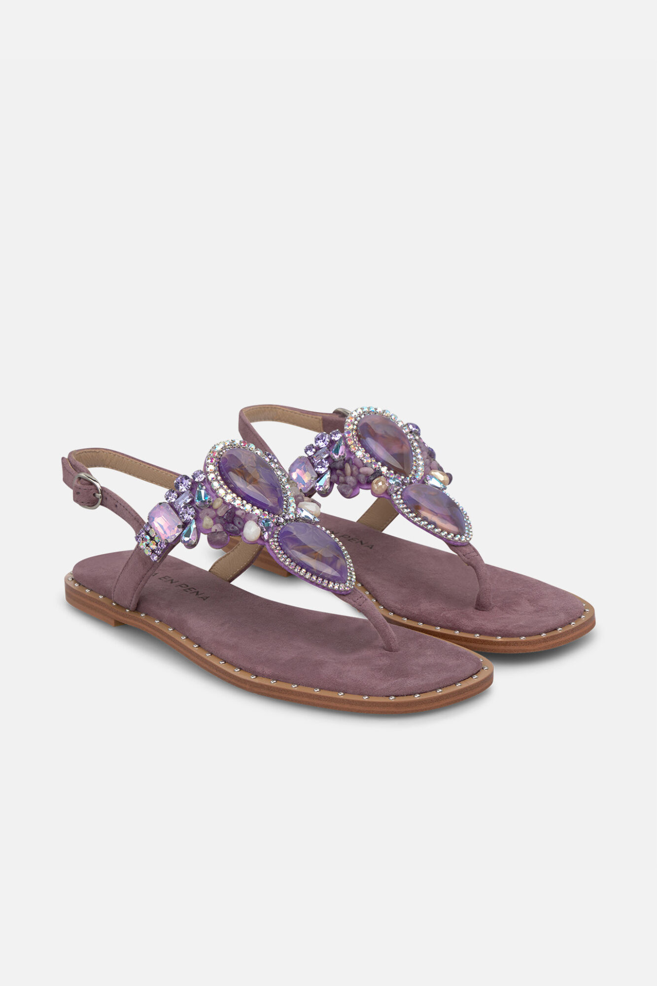 Alma en Pena Sand&aacute;lia estilo grego com missangas Roxo