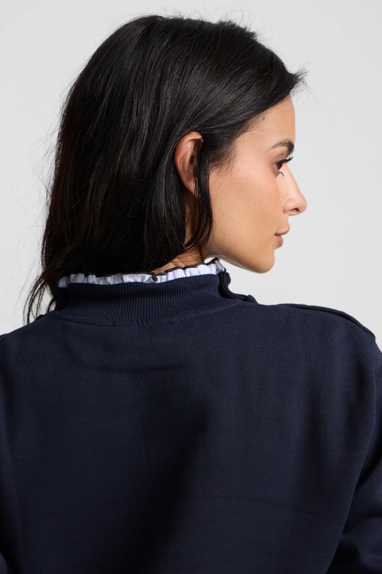 Silbon Sweatshirt de mulher com gola de folhos e bot&otilde;es Azul