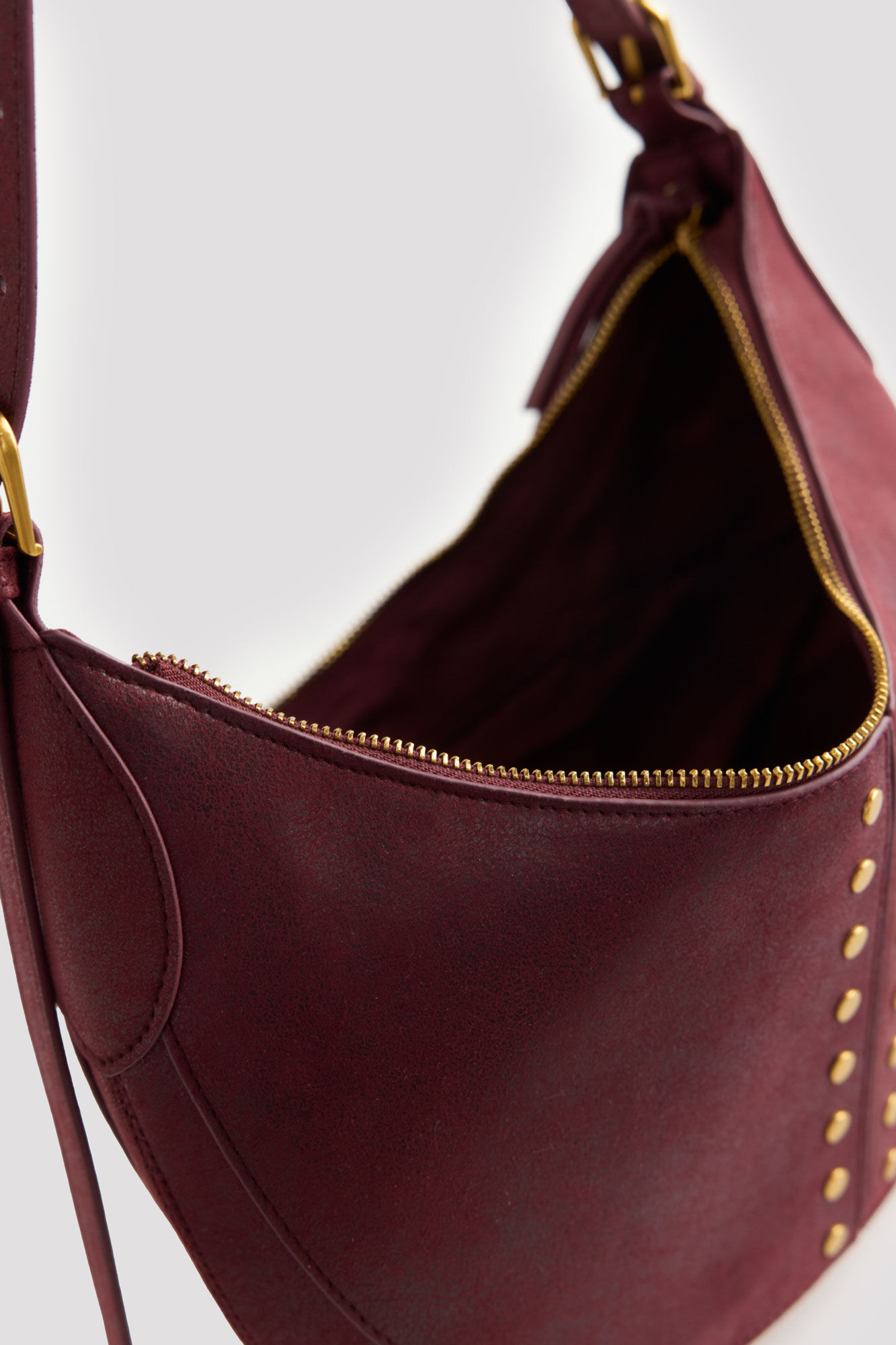 Cortefiel Crossbody bag with studs Maroon