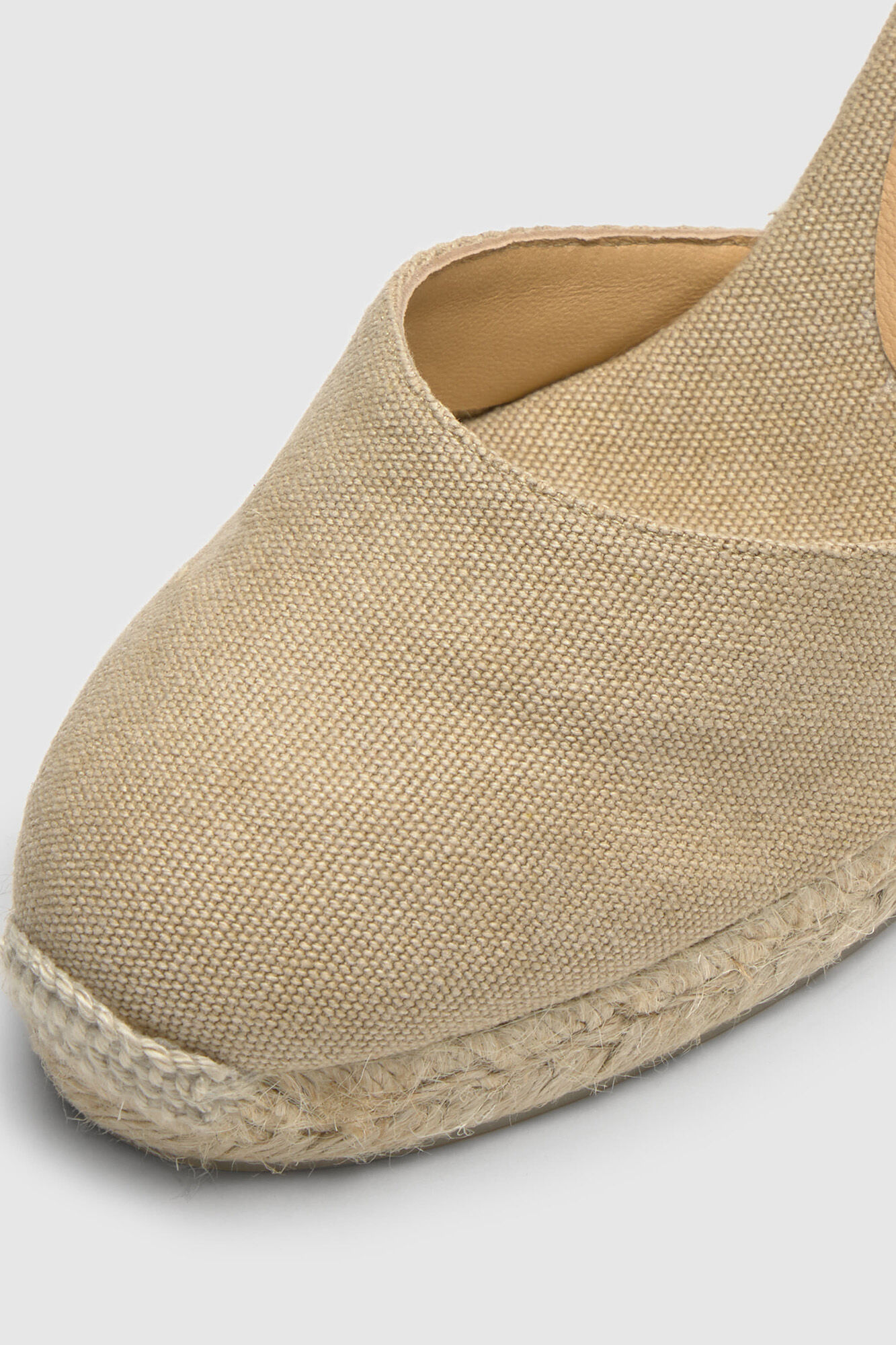 Casta&ntilde;er Natural jute wedge espadrille Beige