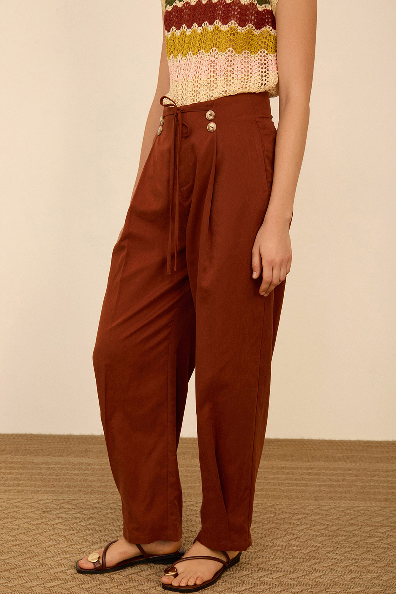 Meisie Cal&ccedil;a de tornozelo com pin&ccedil;as Castanho