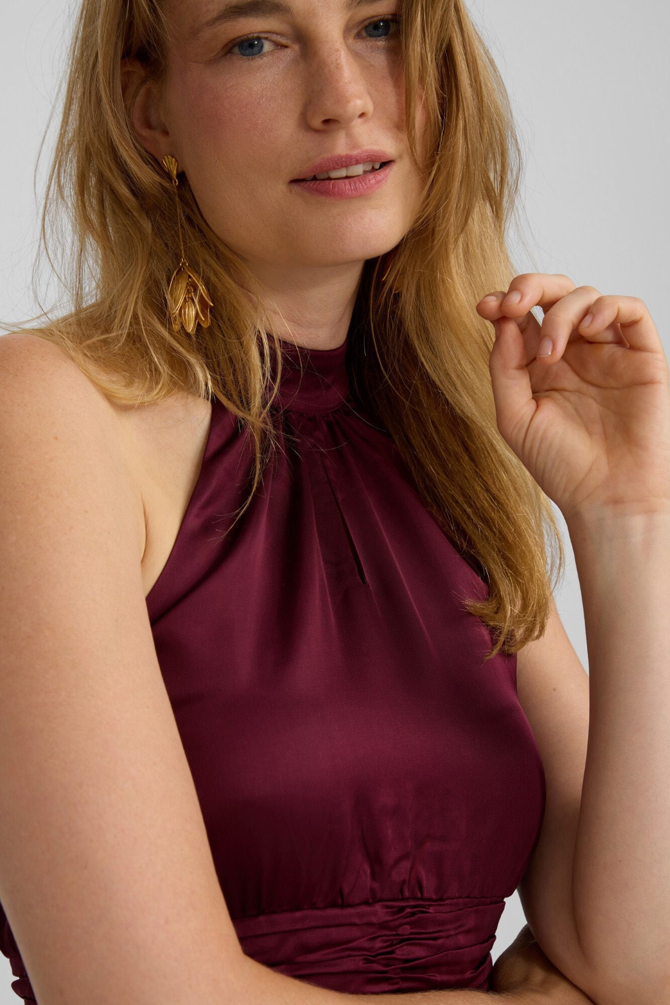 Silbon Vestido longo de capa de cetim
