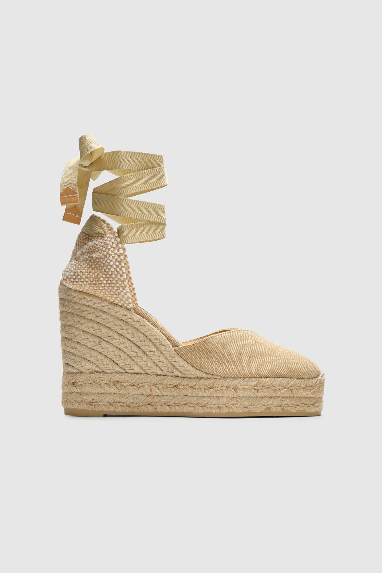Casta&ntilde;er Chiara wedge espadrille made in canvas
