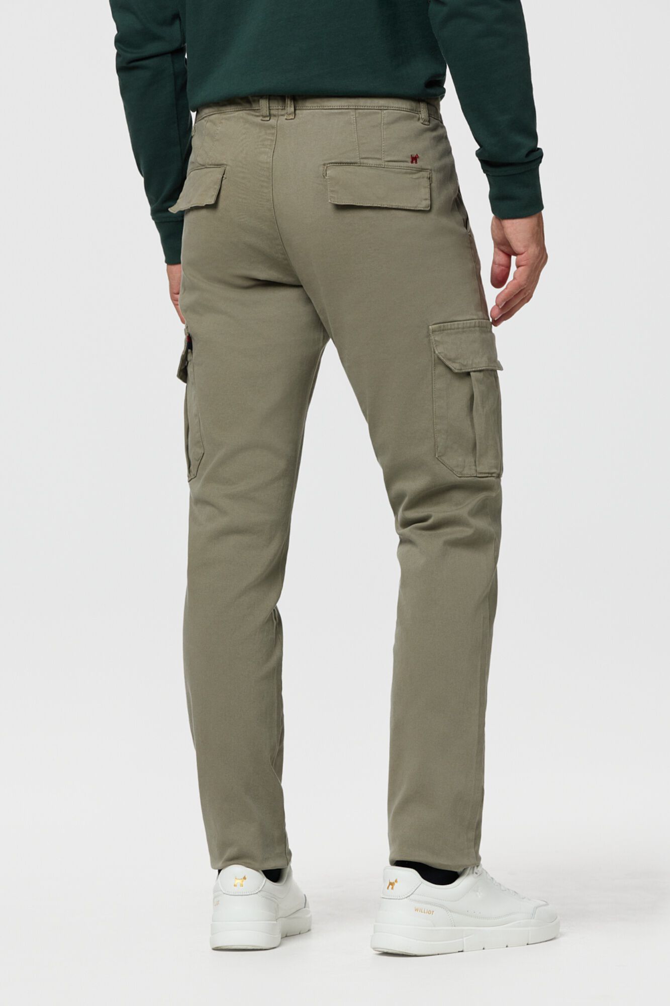 Williot Pantal&oacute;n Cargo