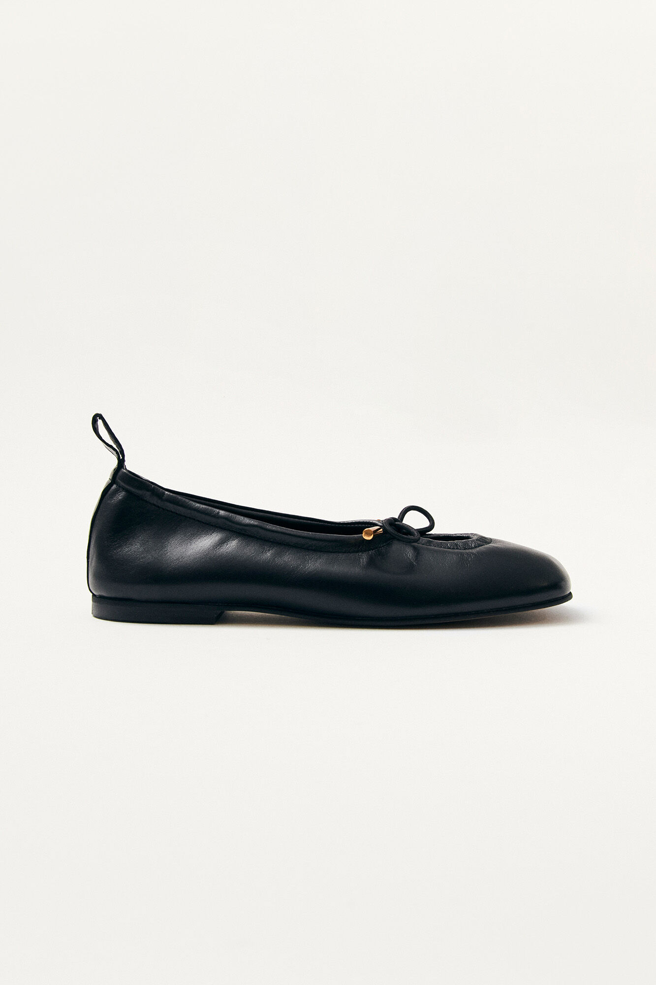Alohas Rosalind leather ballet flats Black