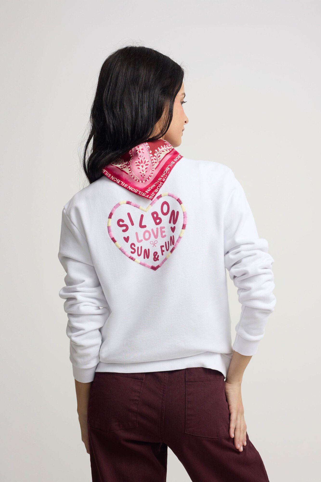 Silbon Sweatshirt feminina com cora&ccedil;&atilde;o love Branco