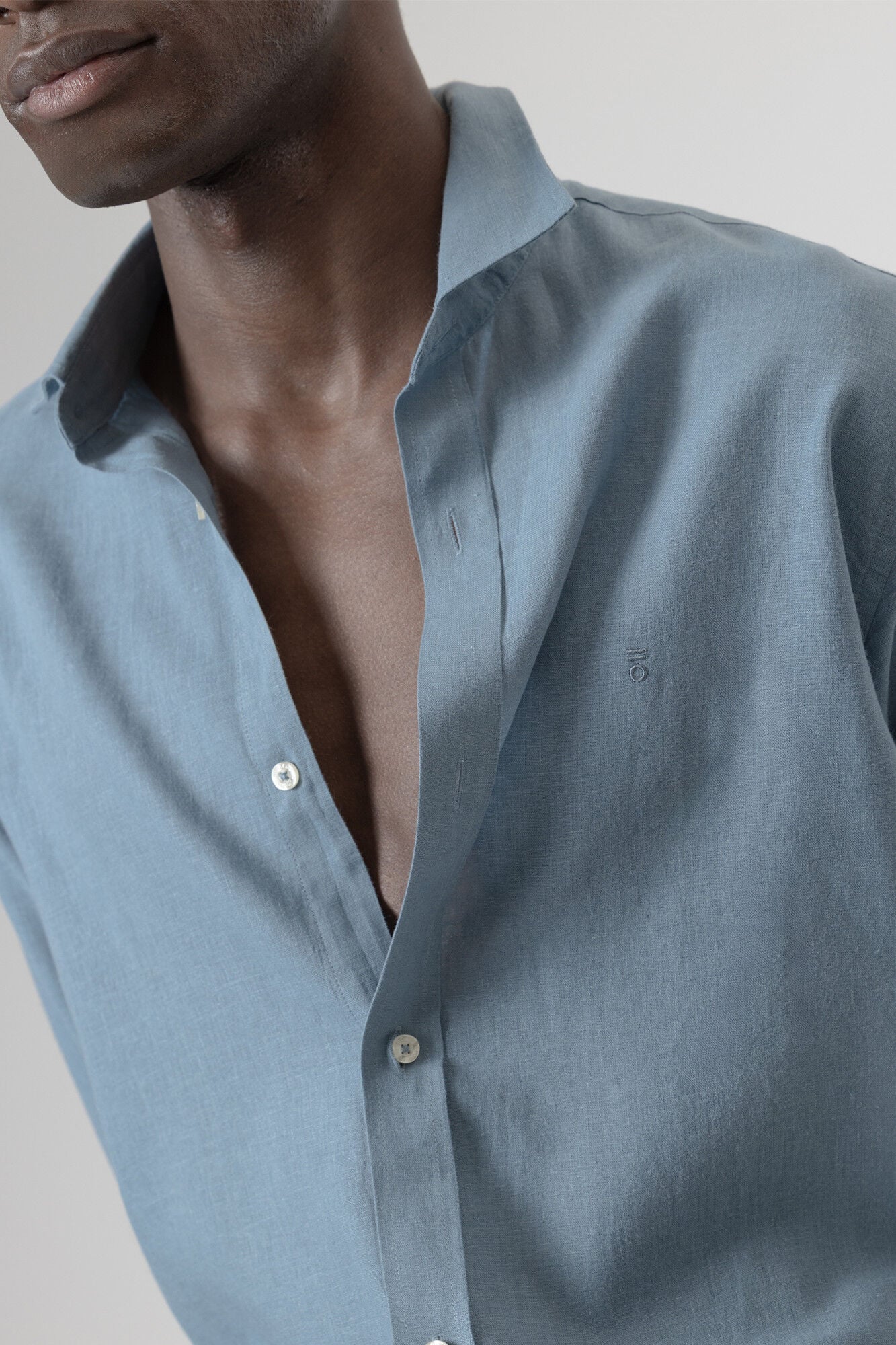PuroEGO Porcelain linen shirt