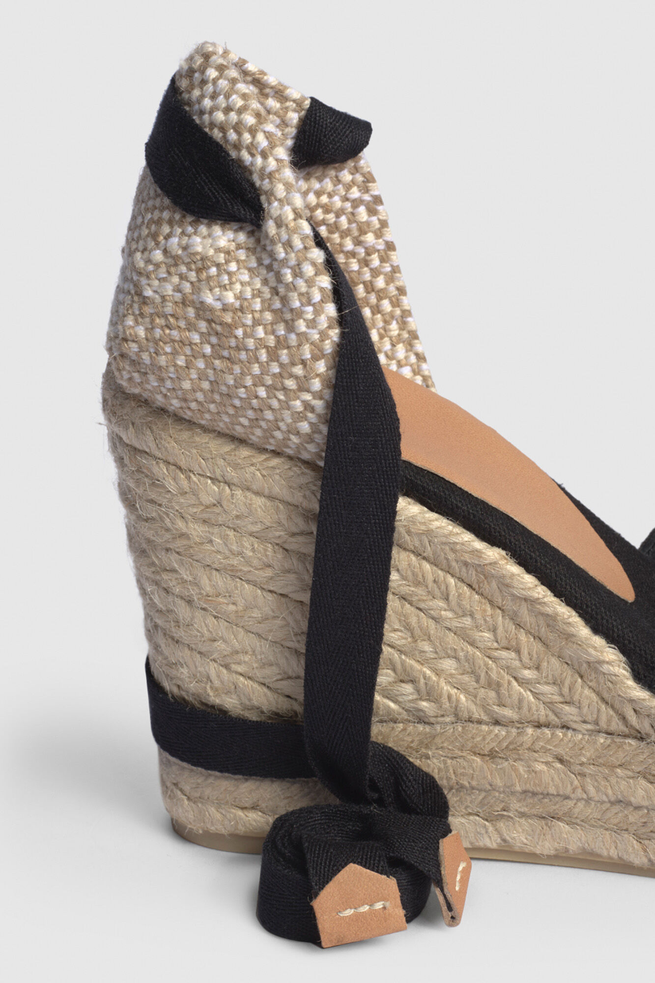 Casta&ntilde;er Chiara wedge espadrille made in canvas Black