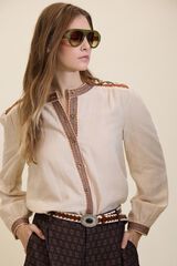 Meisie Blusa com detalhes bordados Tostado