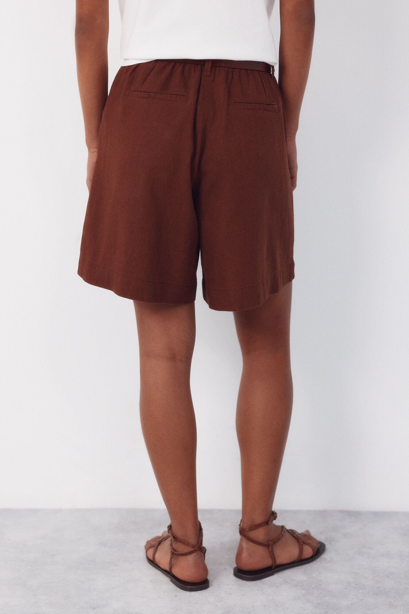 Cortefiel Plain linen bermuda shorts Brown