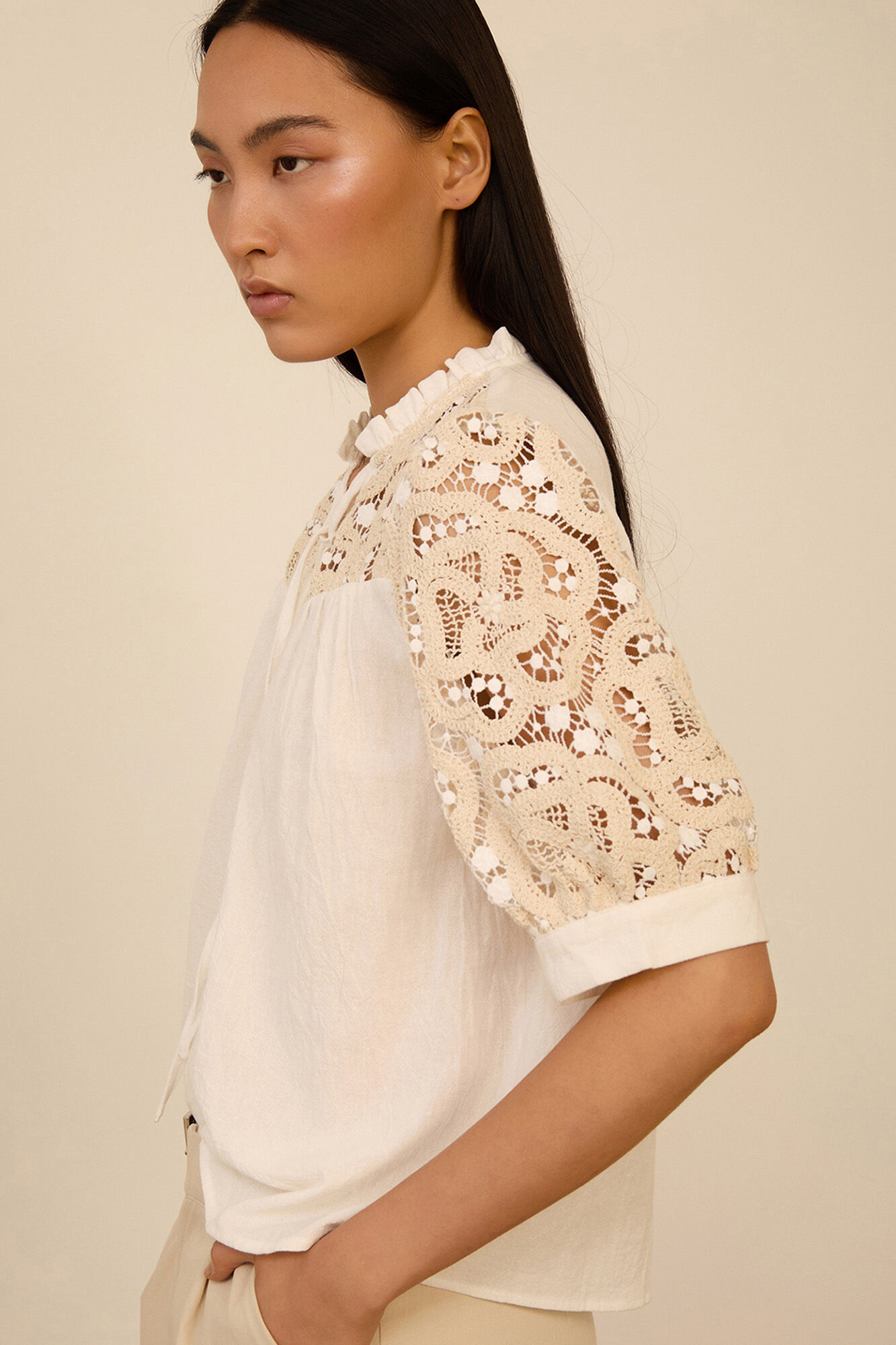 Meisie Blusa com crochet Impress&atilde;o