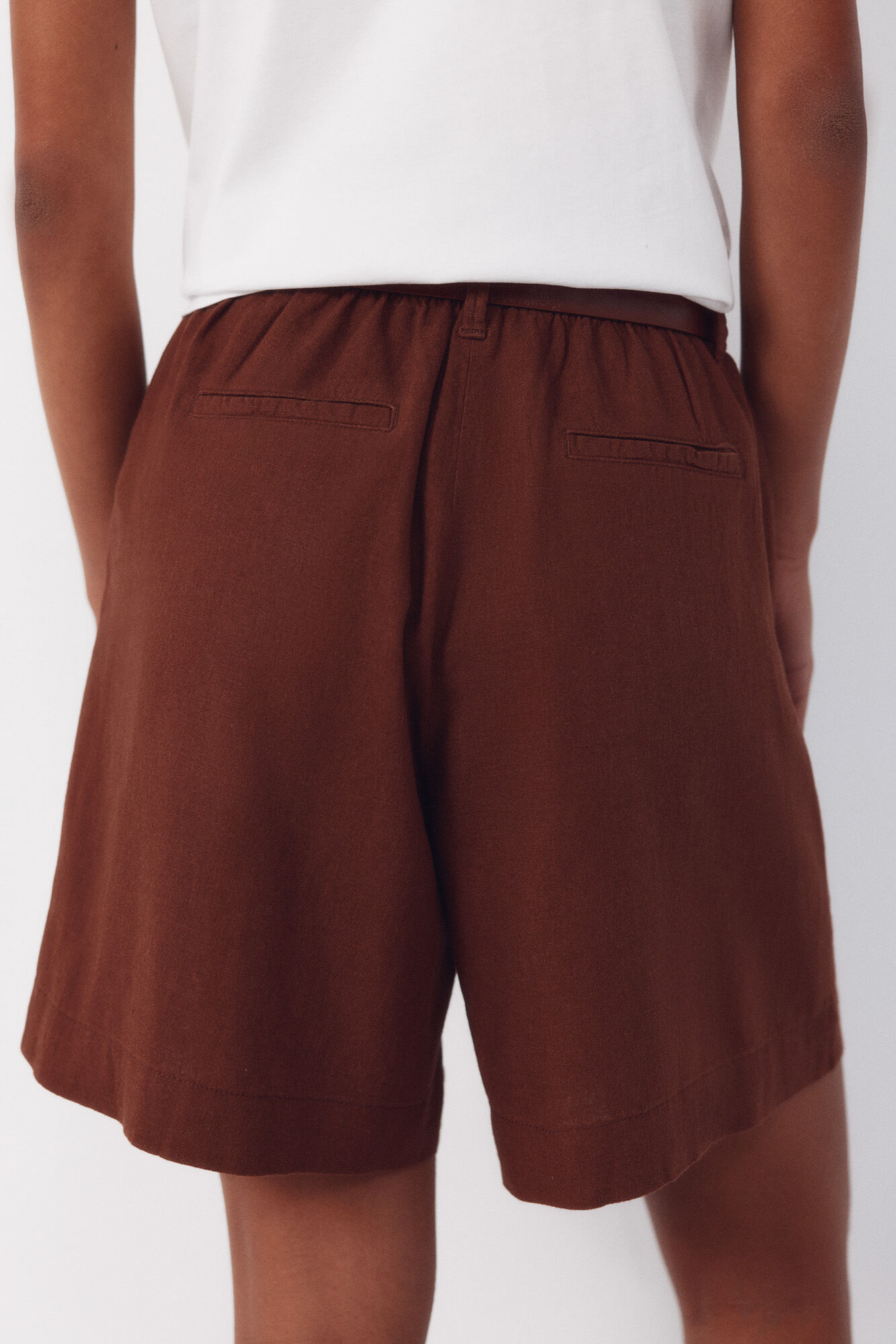 Cortefiel Plain linen bermuda shorts Brown
