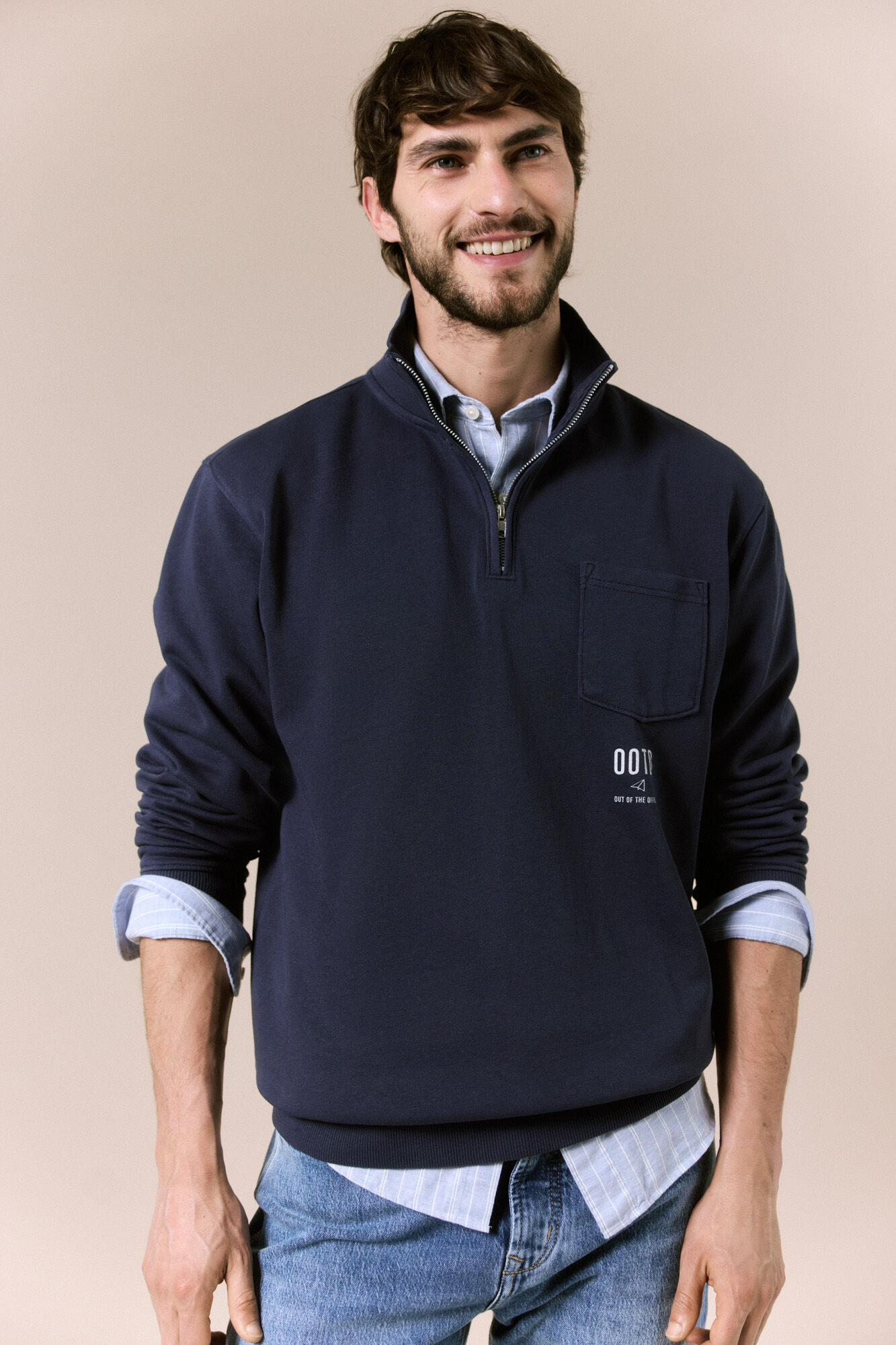 OOTO Sweatshirt com gola vespa