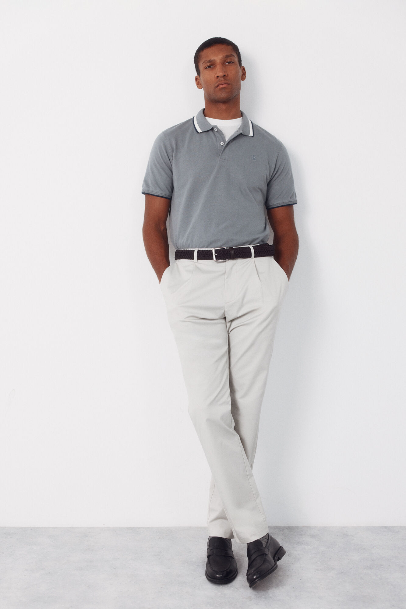 Cortefiel Chino pinzas ligero tapered