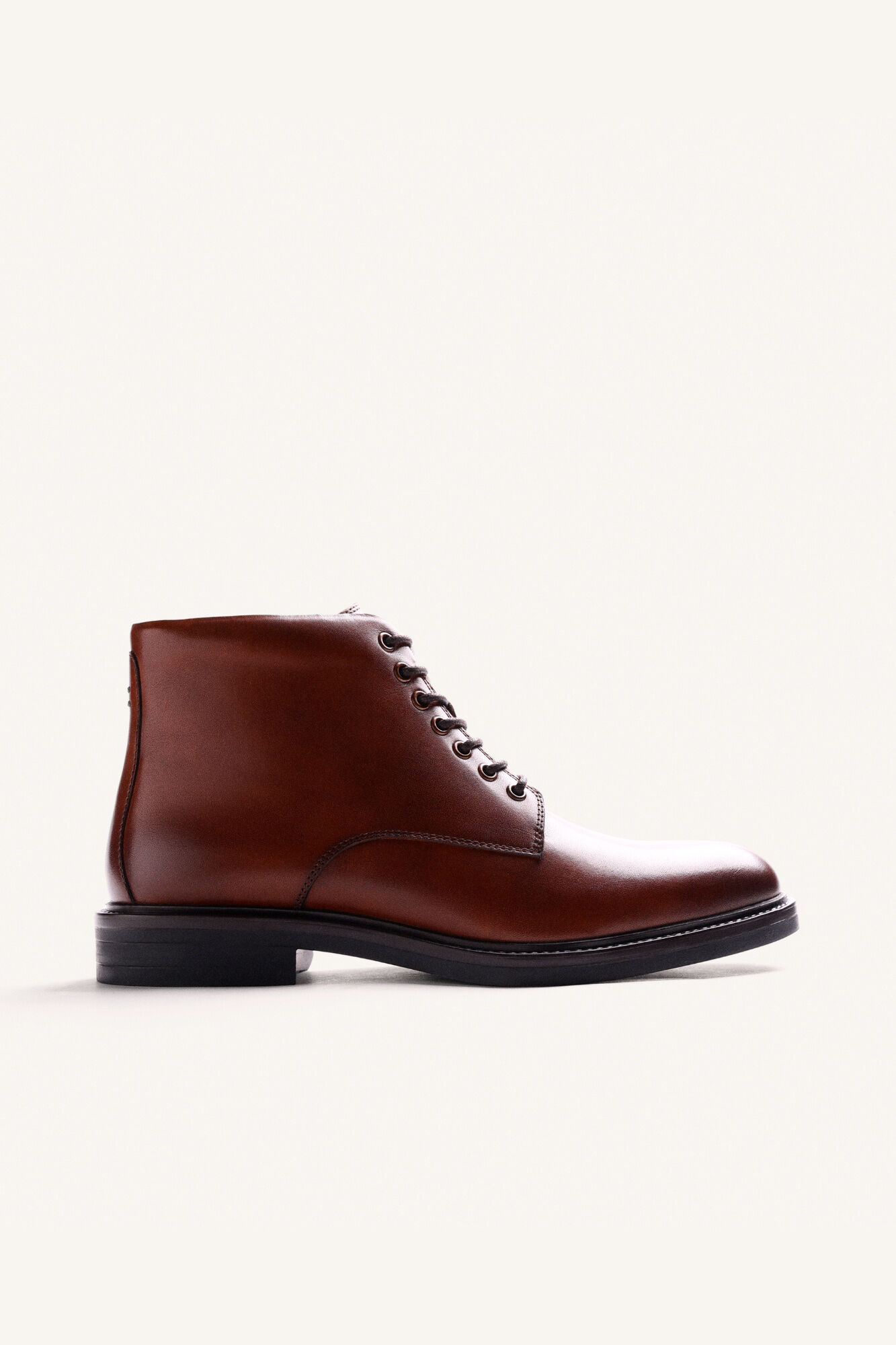 Gioseppo Leather ankle boots