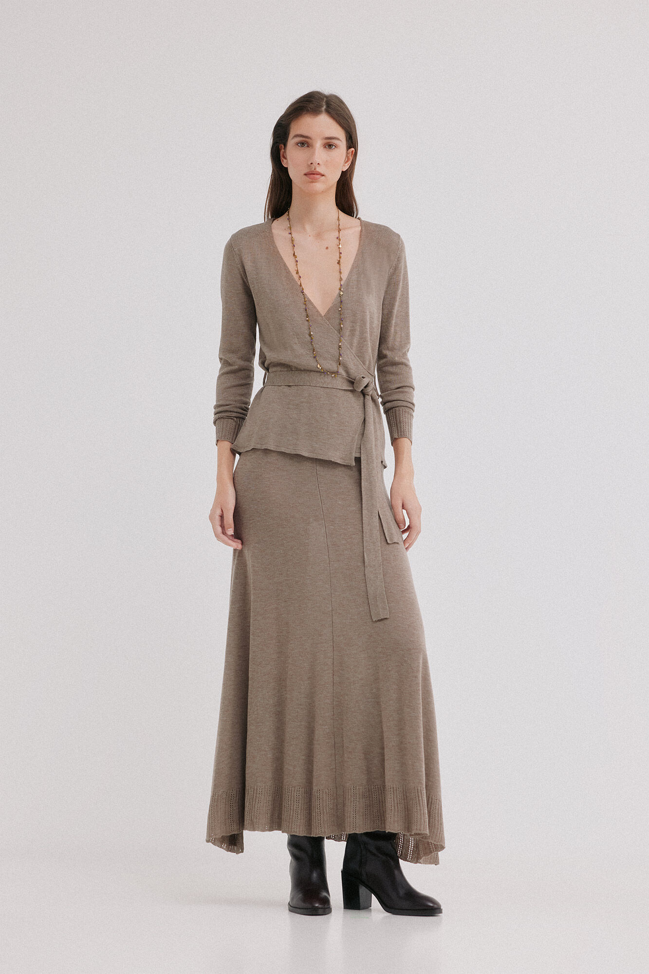 Hoss Intropia Isabetta. Knit cardigan Beige