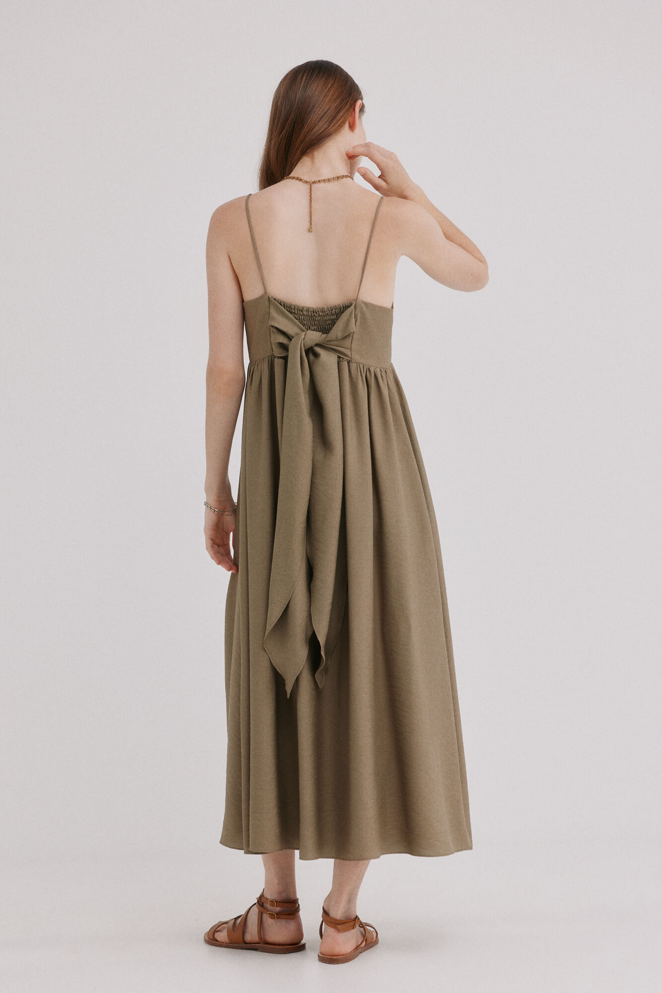 Hoss Intropia Asunci&oacute;n. Vestido com la&ccedil;ada Verde
