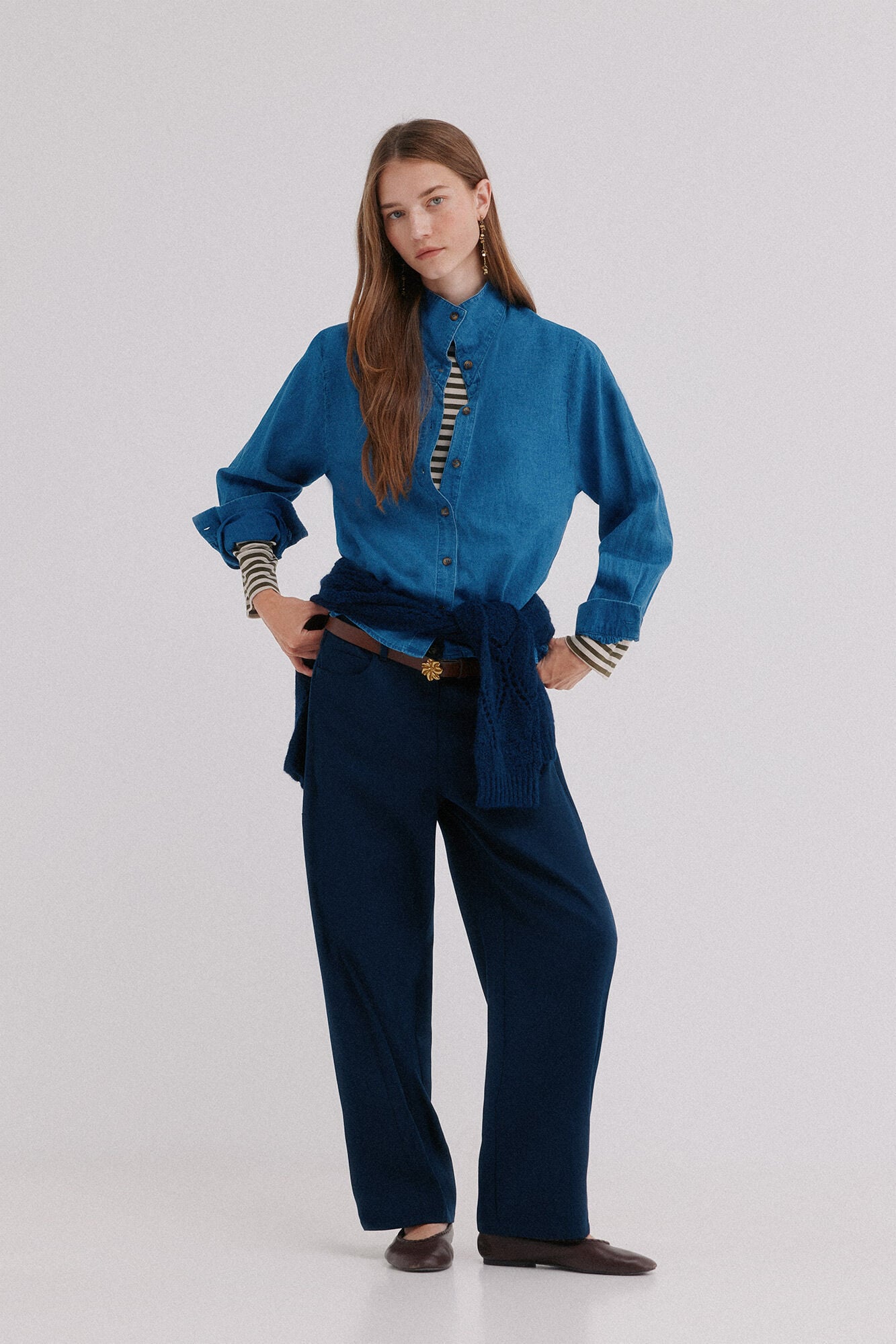 Hoss Intropia Coria. Camisa denim Azul marino
