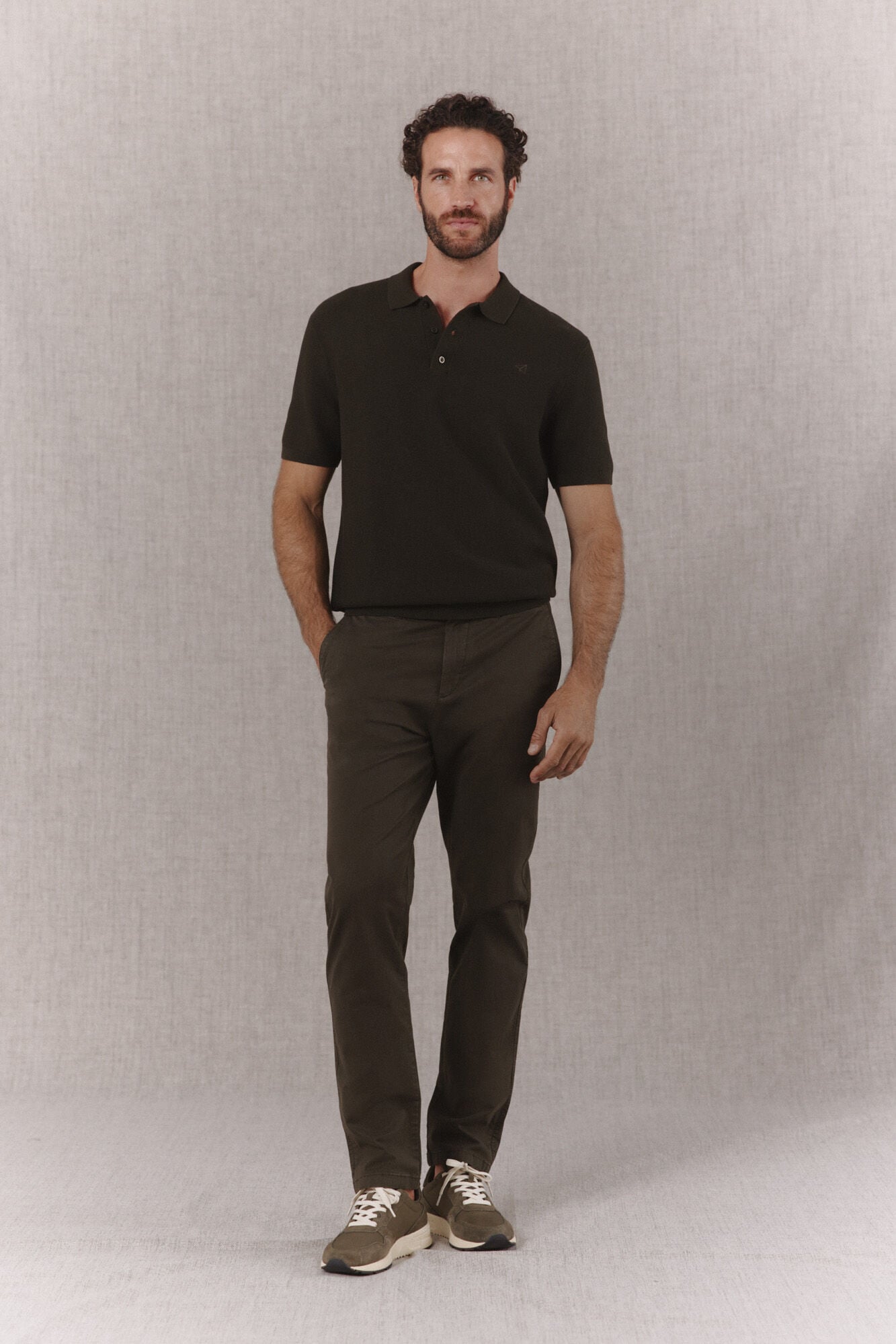 OOTO Basic slim chinos