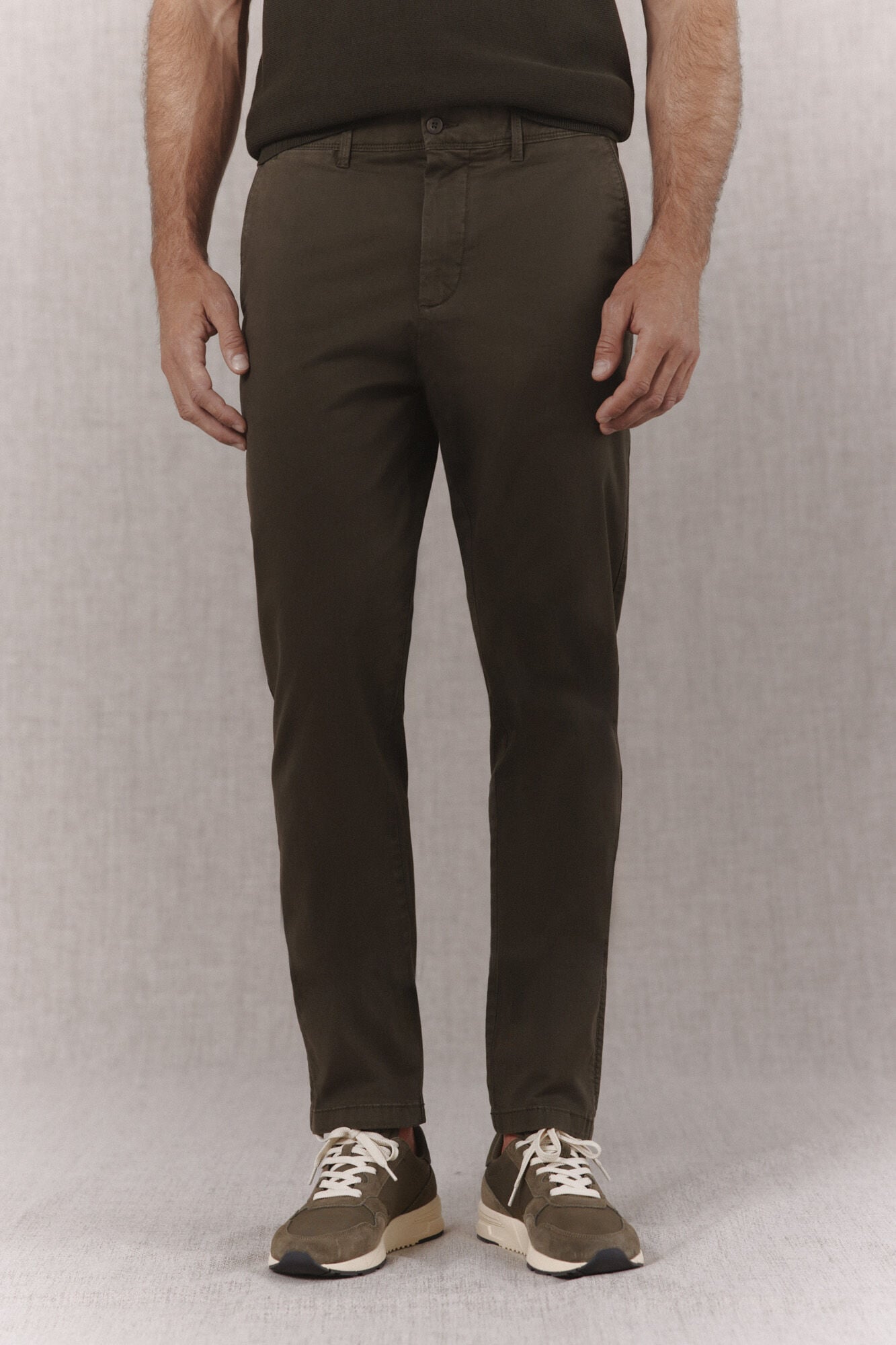 OOTO Basic slim chinos