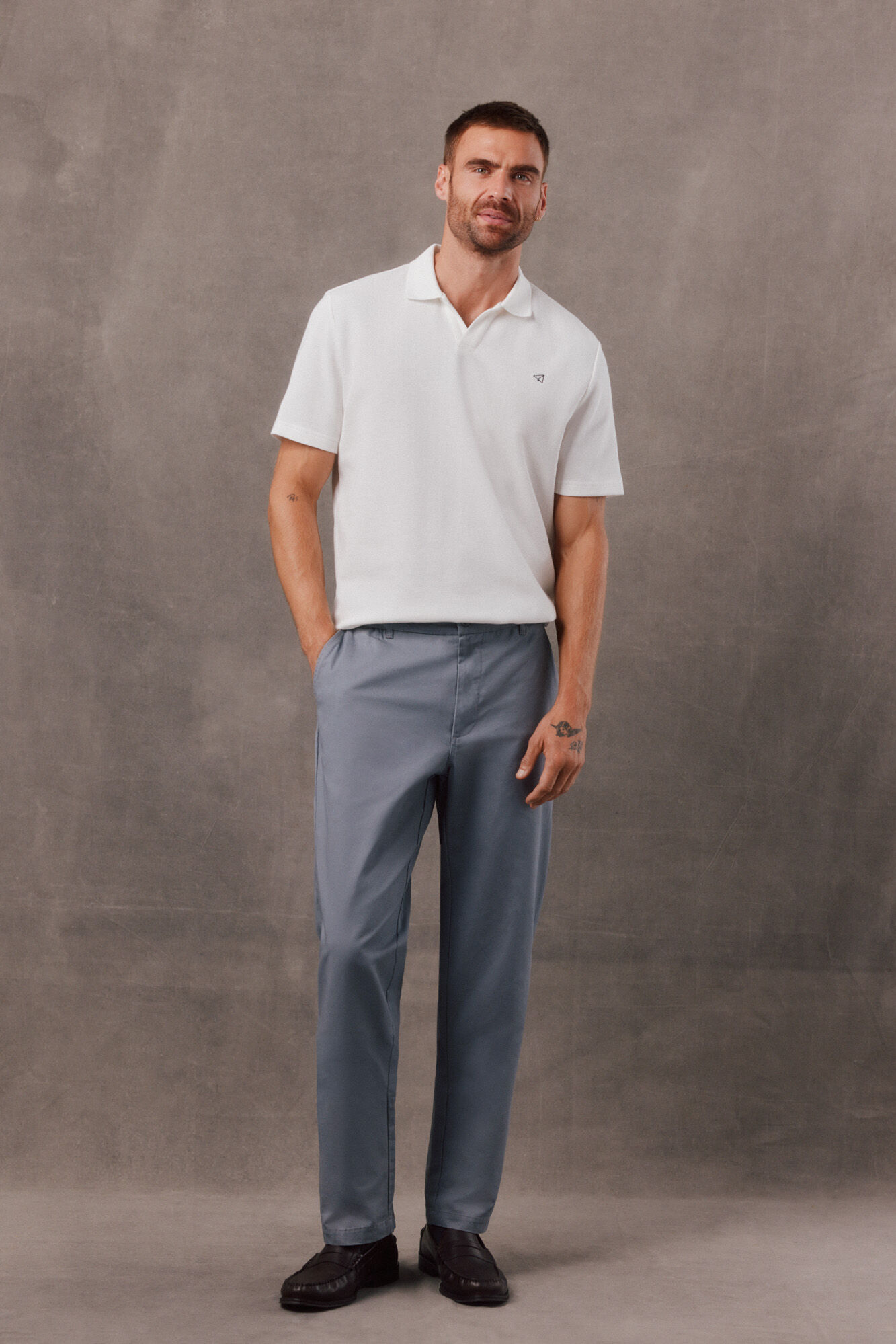 OOTO Polo de textura com gola aberta