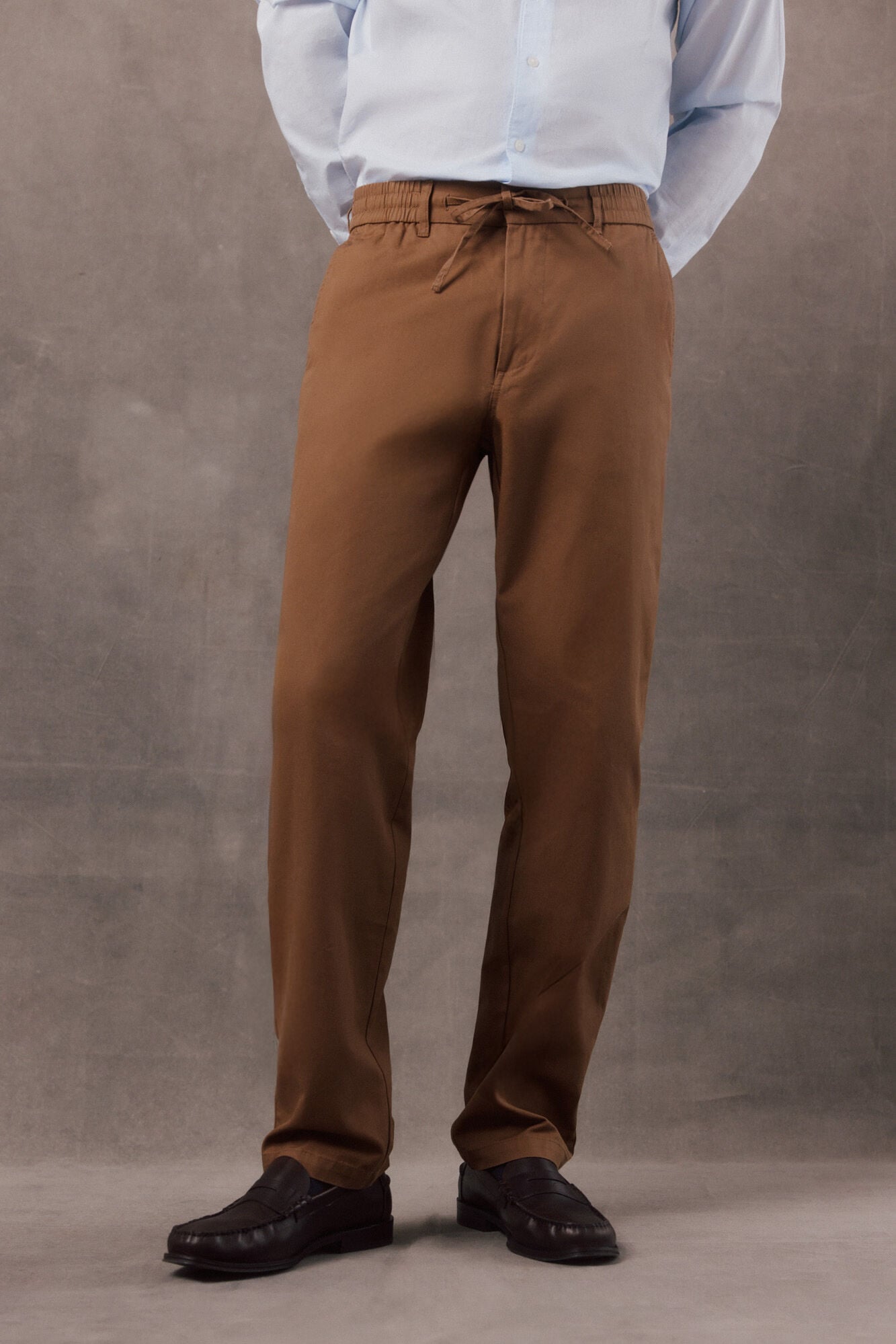 OOTO Regular elasticated chinos