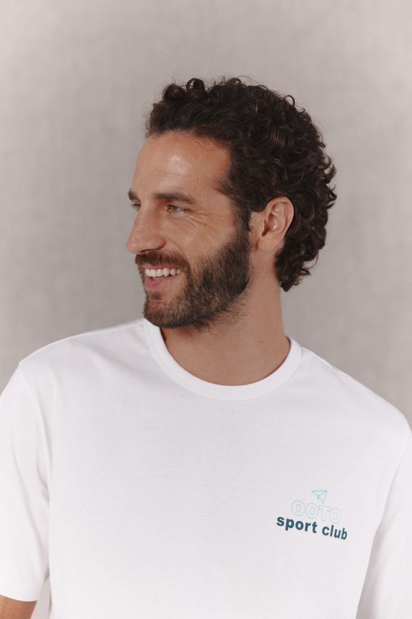 OOTO T-shirt gr&aacute;fica lavada Branco