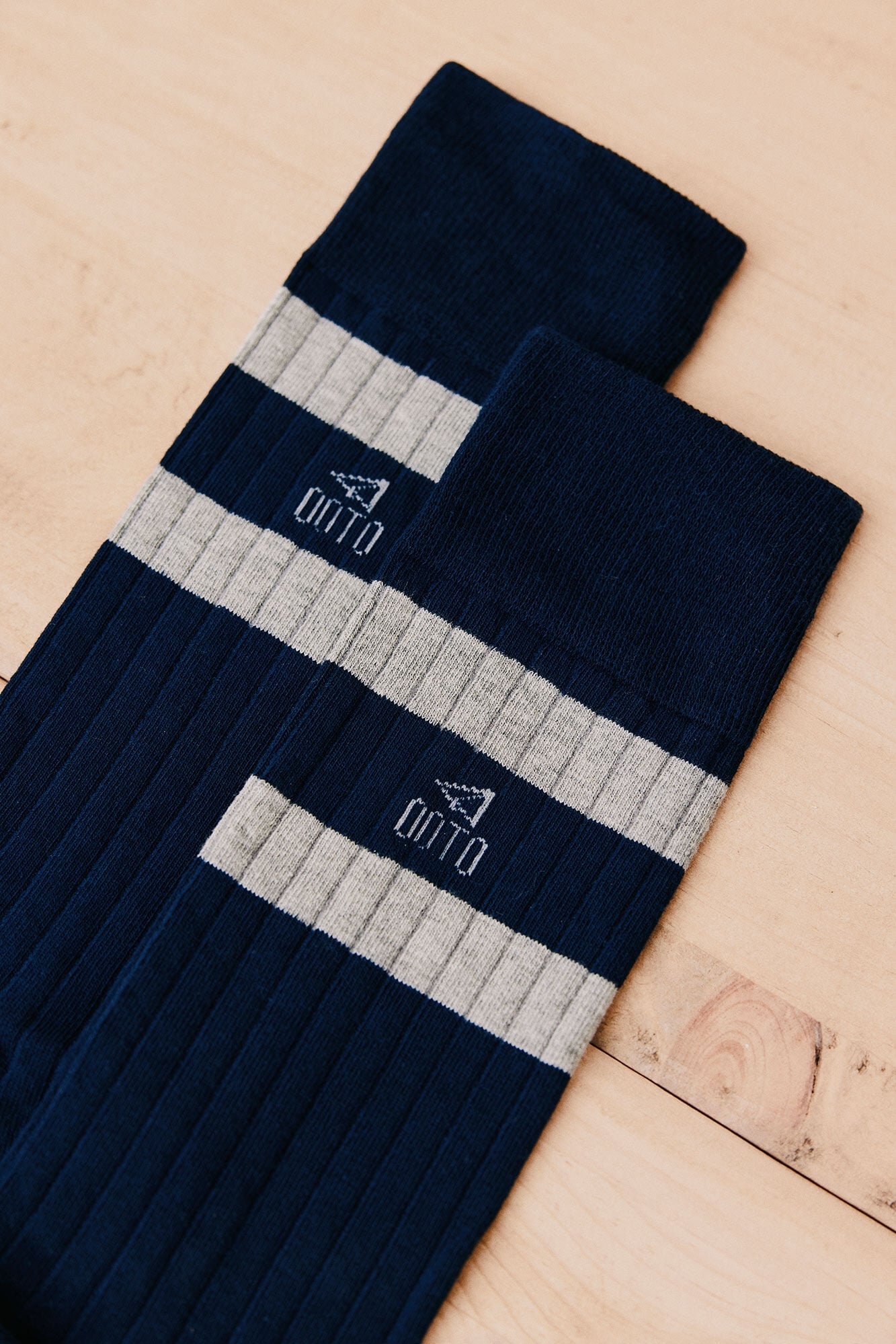 OOTO Striped ribbed cuff sock