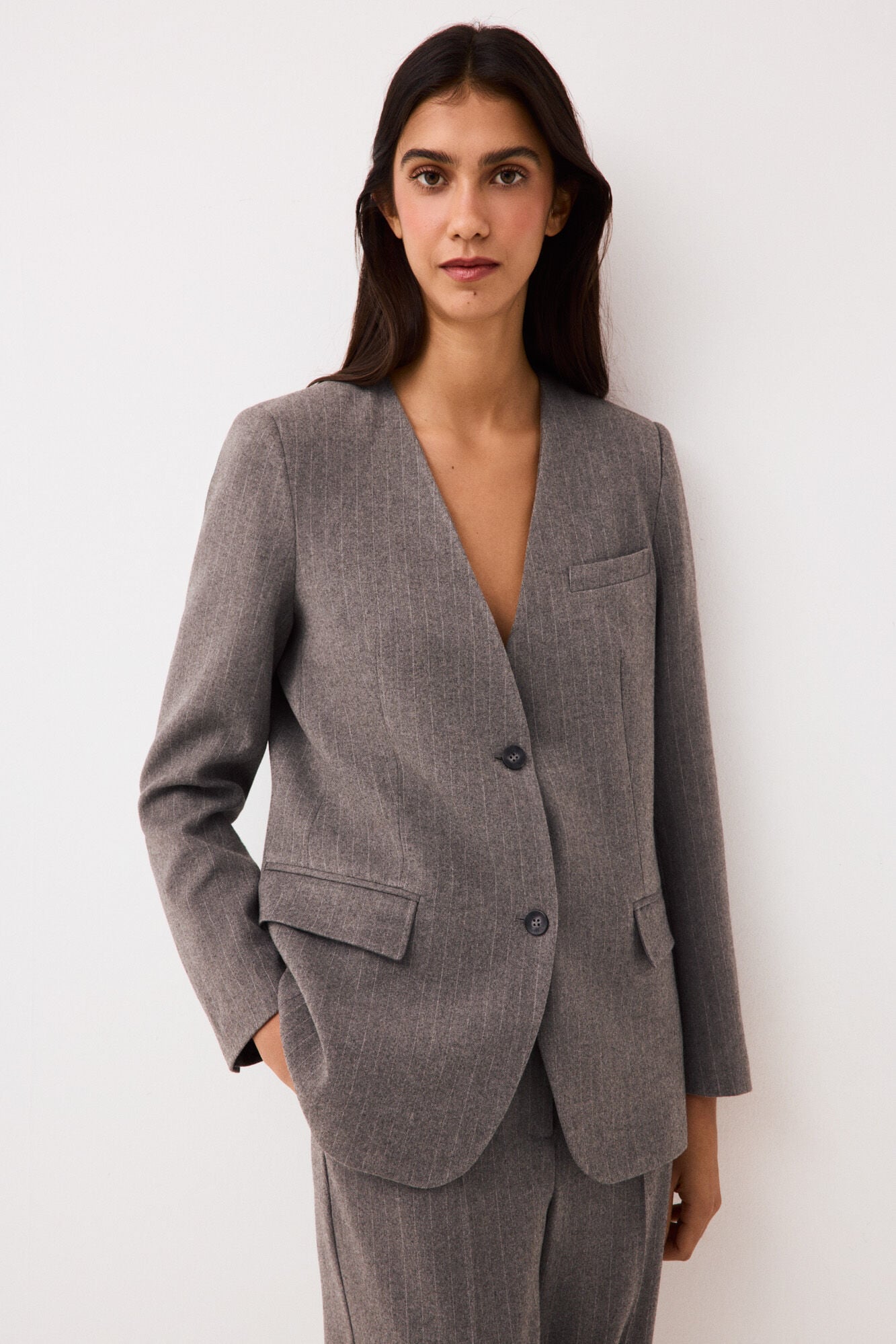 Pedro del Hierro Blazer sin solapa raya diplom&aacute;tica