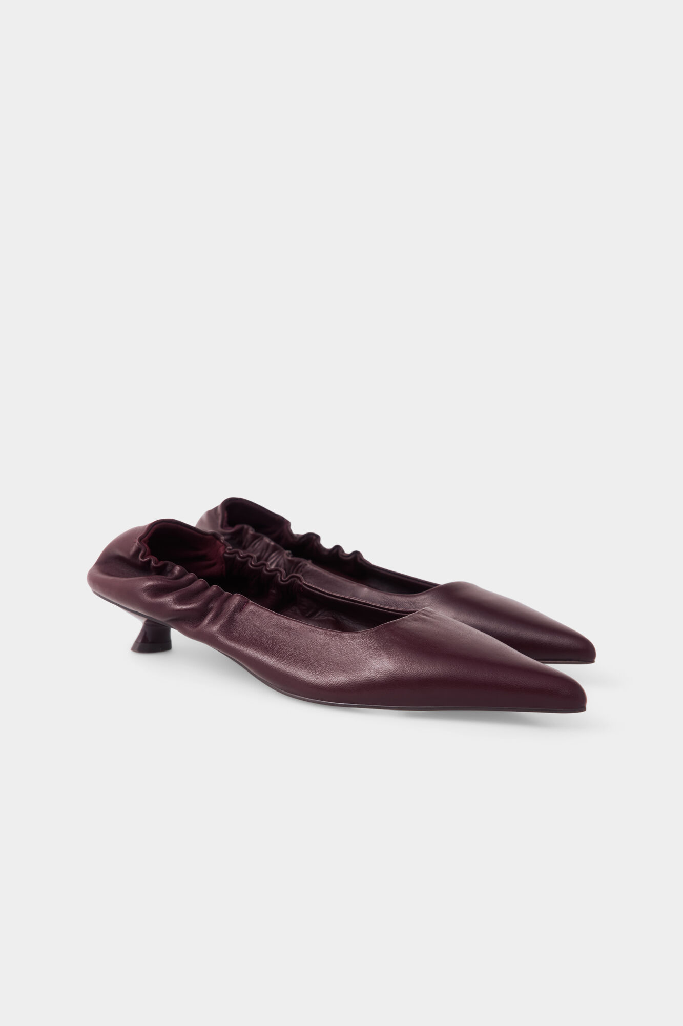 Pedro del Hierro Leather kitten heel Burgundy