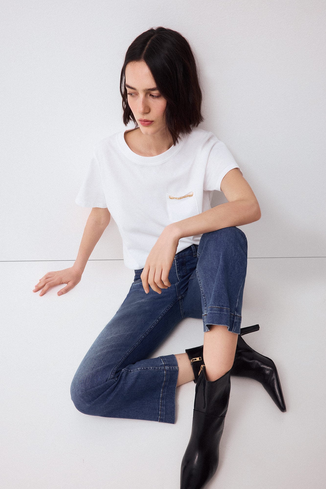 Pedro del Hierro Camiseta manga corta con bolsillo y detalle de cadena